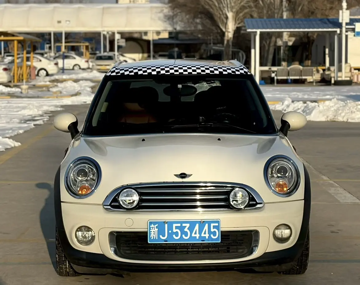 MINI CLUBMAN  из Китая
