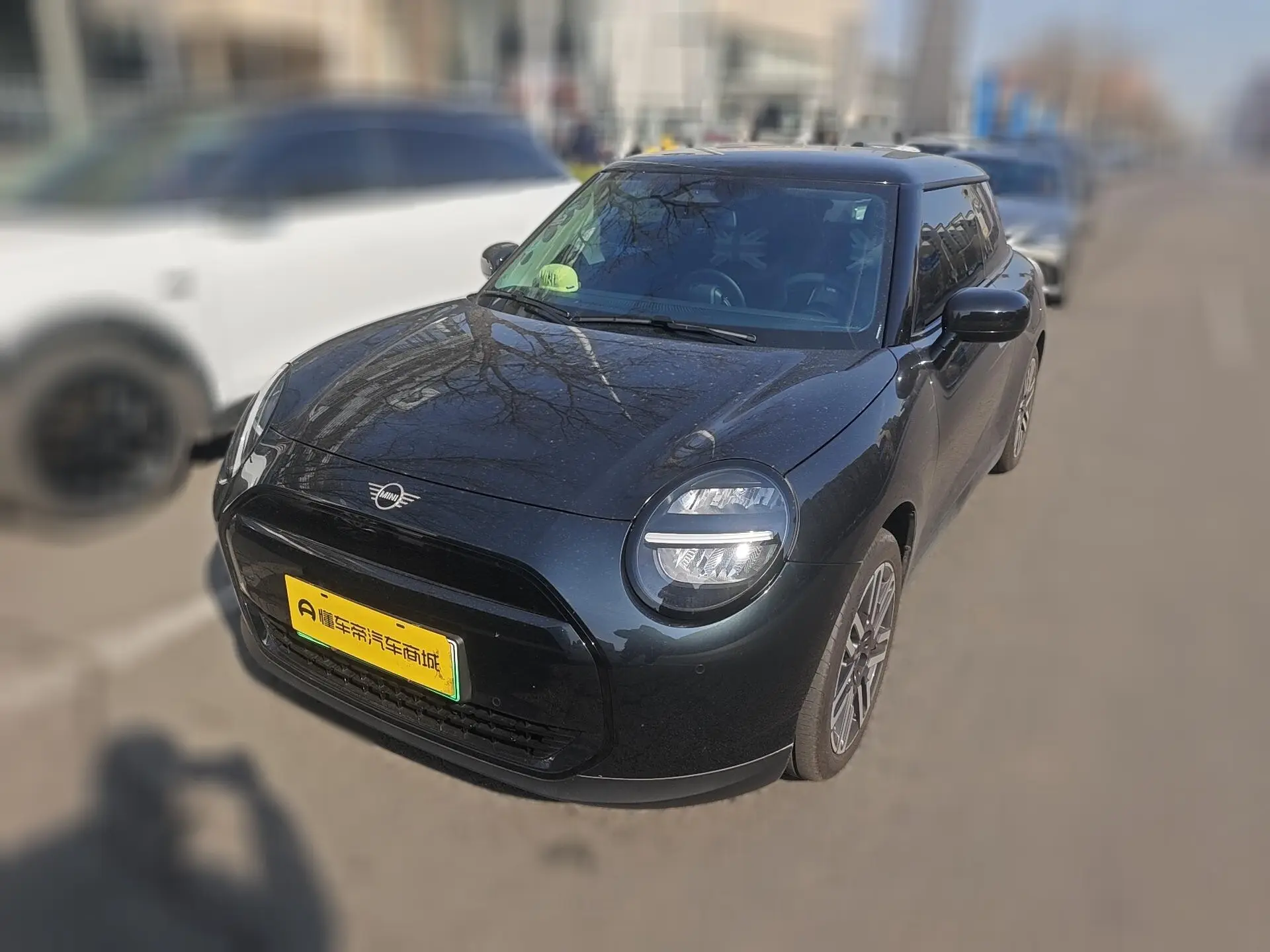 MINI ELECTRIC  COOPER  из Китая