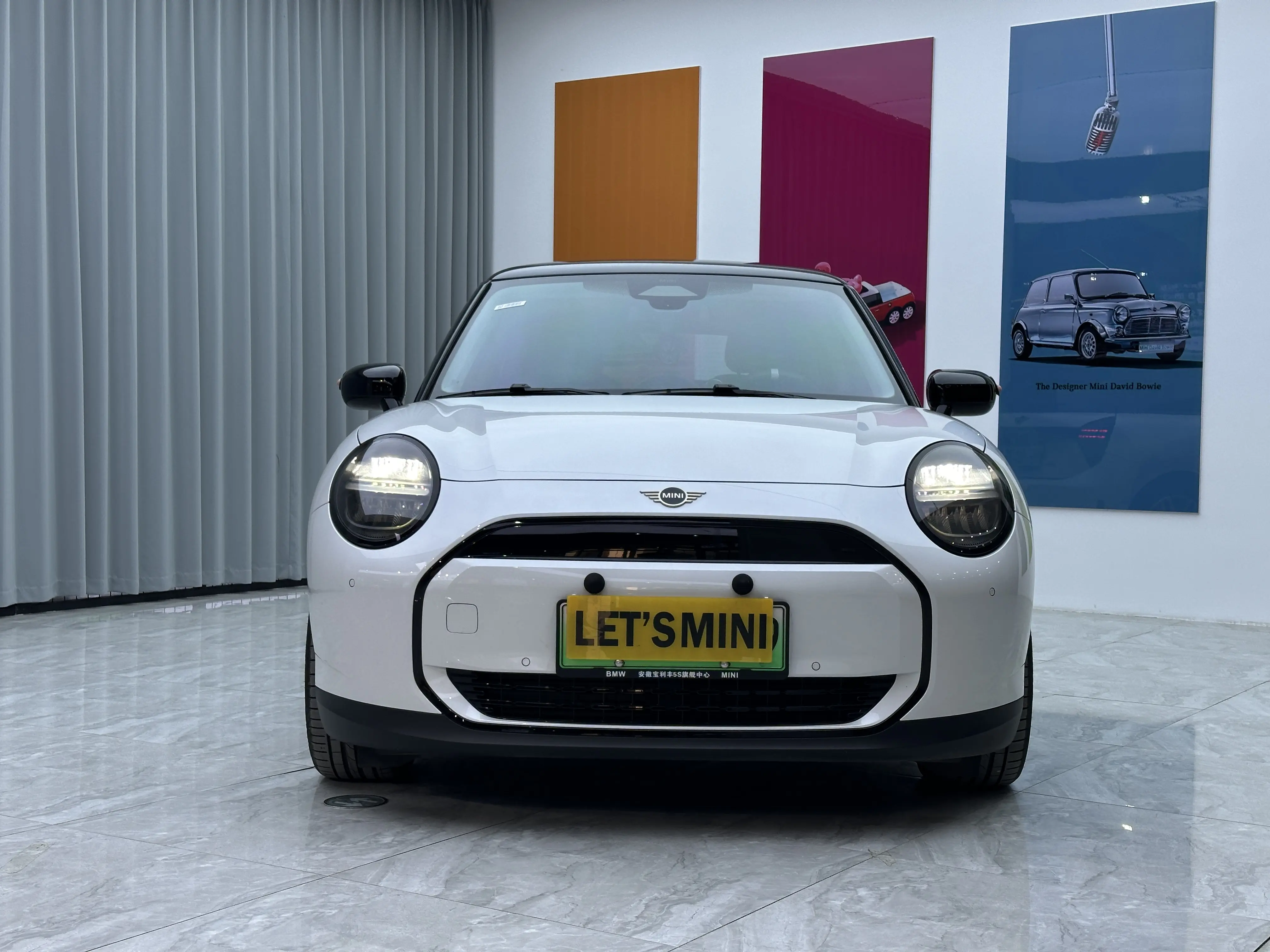 MINI ELECTRIC  COOPER  из Китая