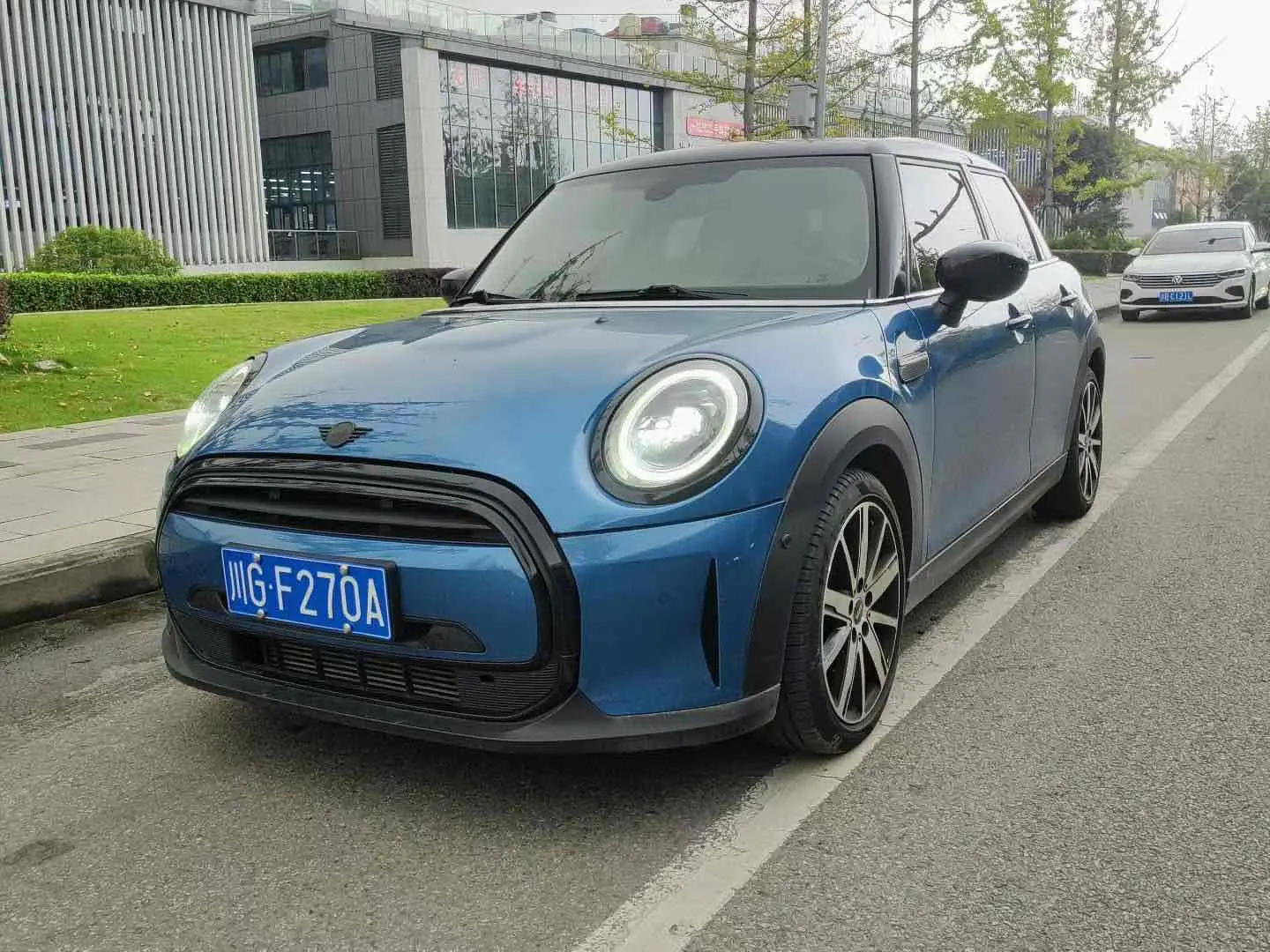 MINI MINI