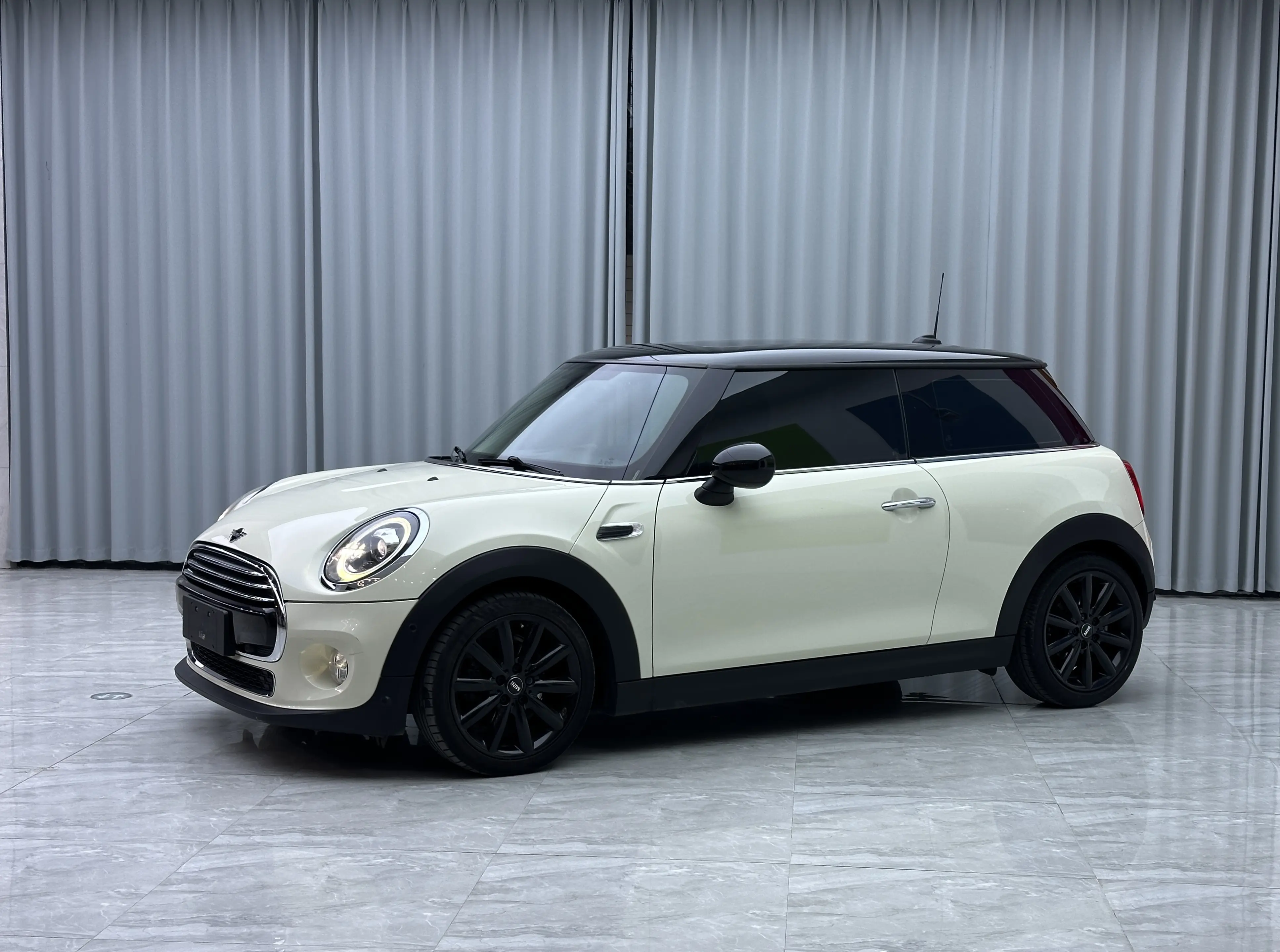 MINI MINI