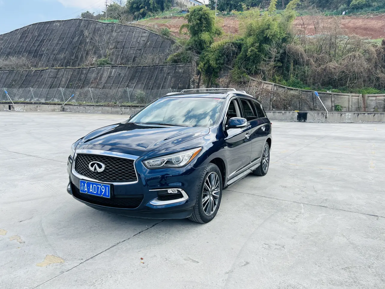 Infiniti QX60  из Китая