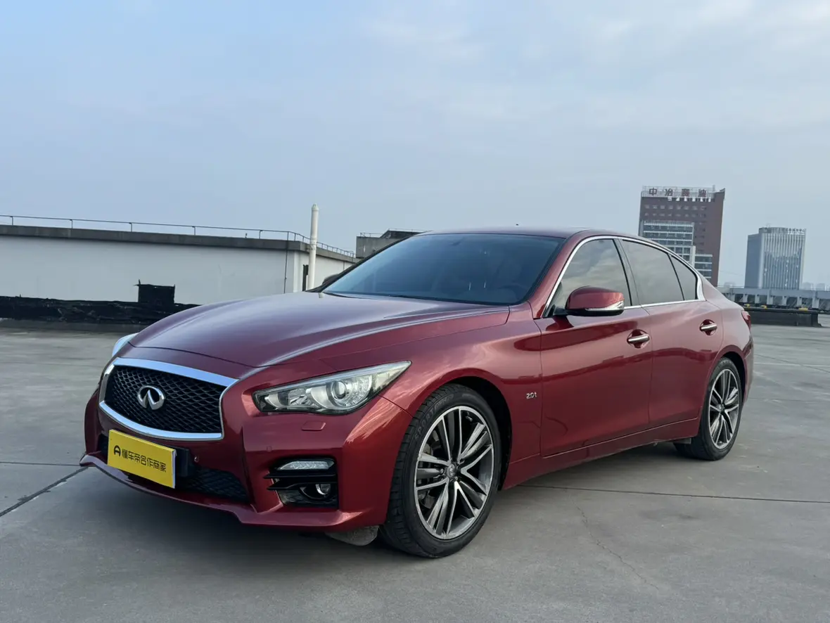 Infiniti Q50