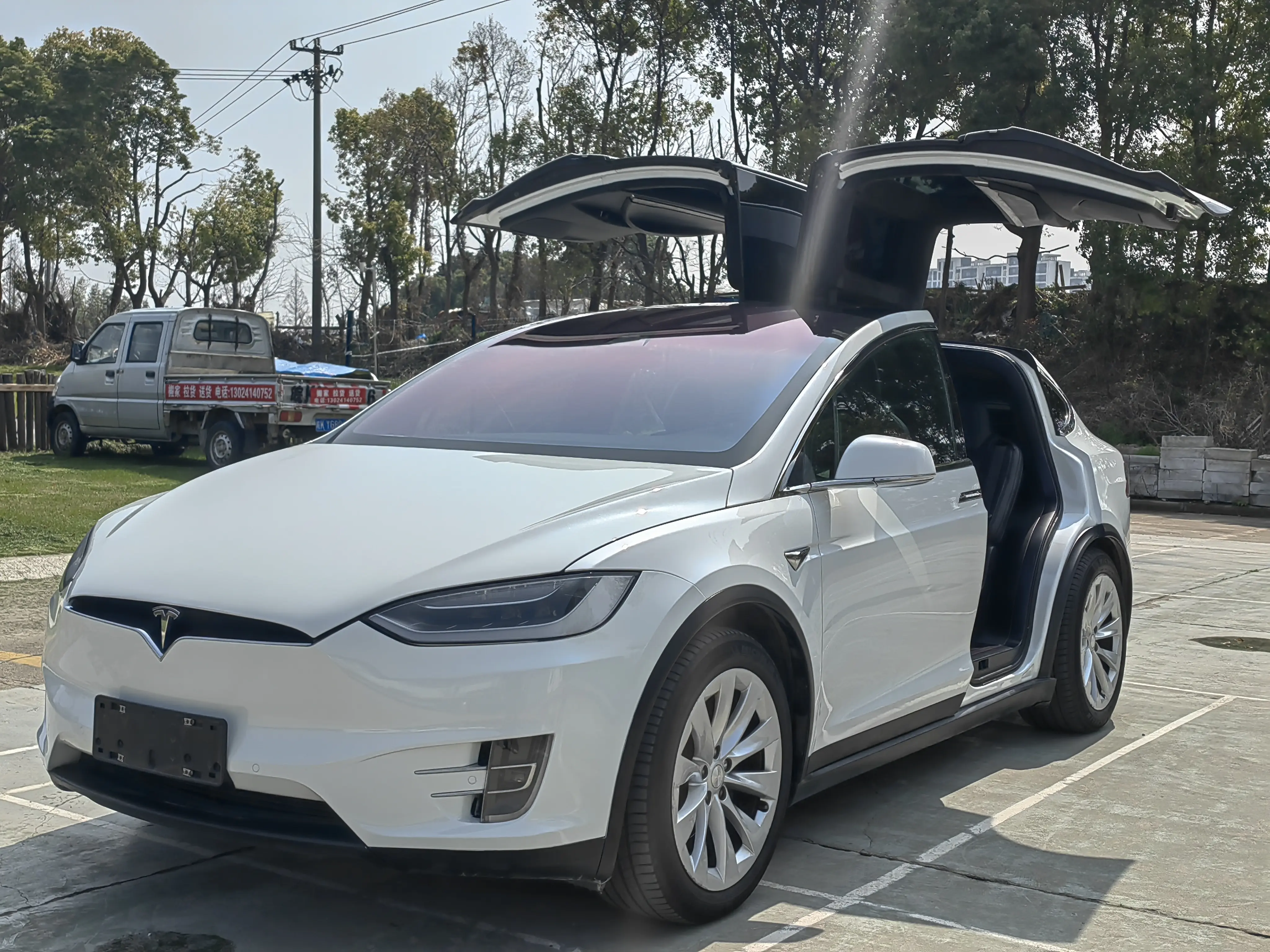 Tesla Model X