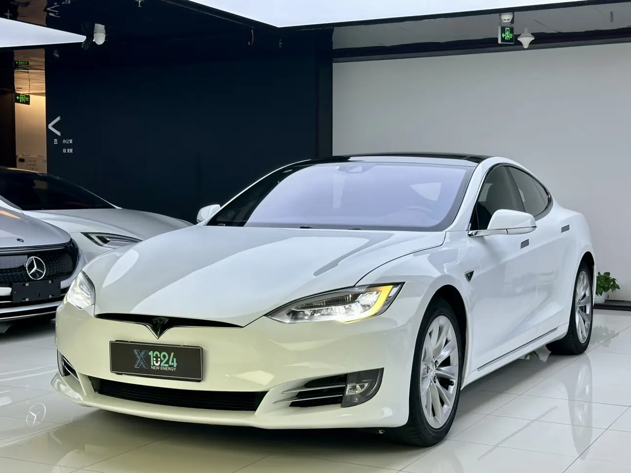 Tesla Model S