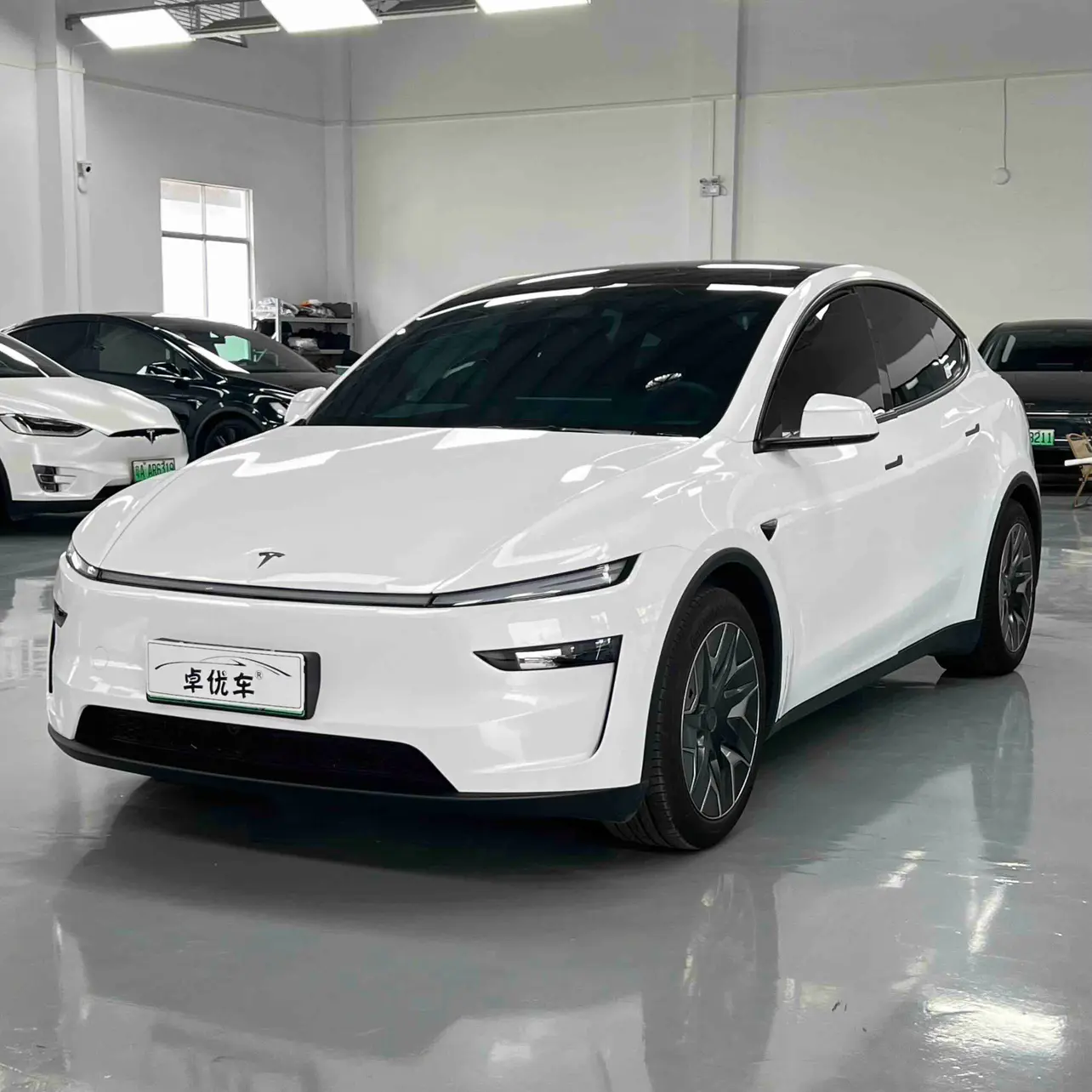 Tesla Model YL