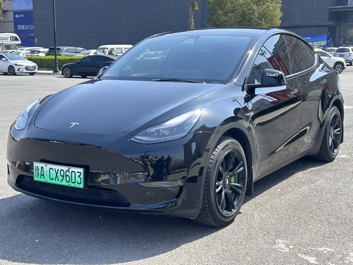 Tesla Model Y  из Китая