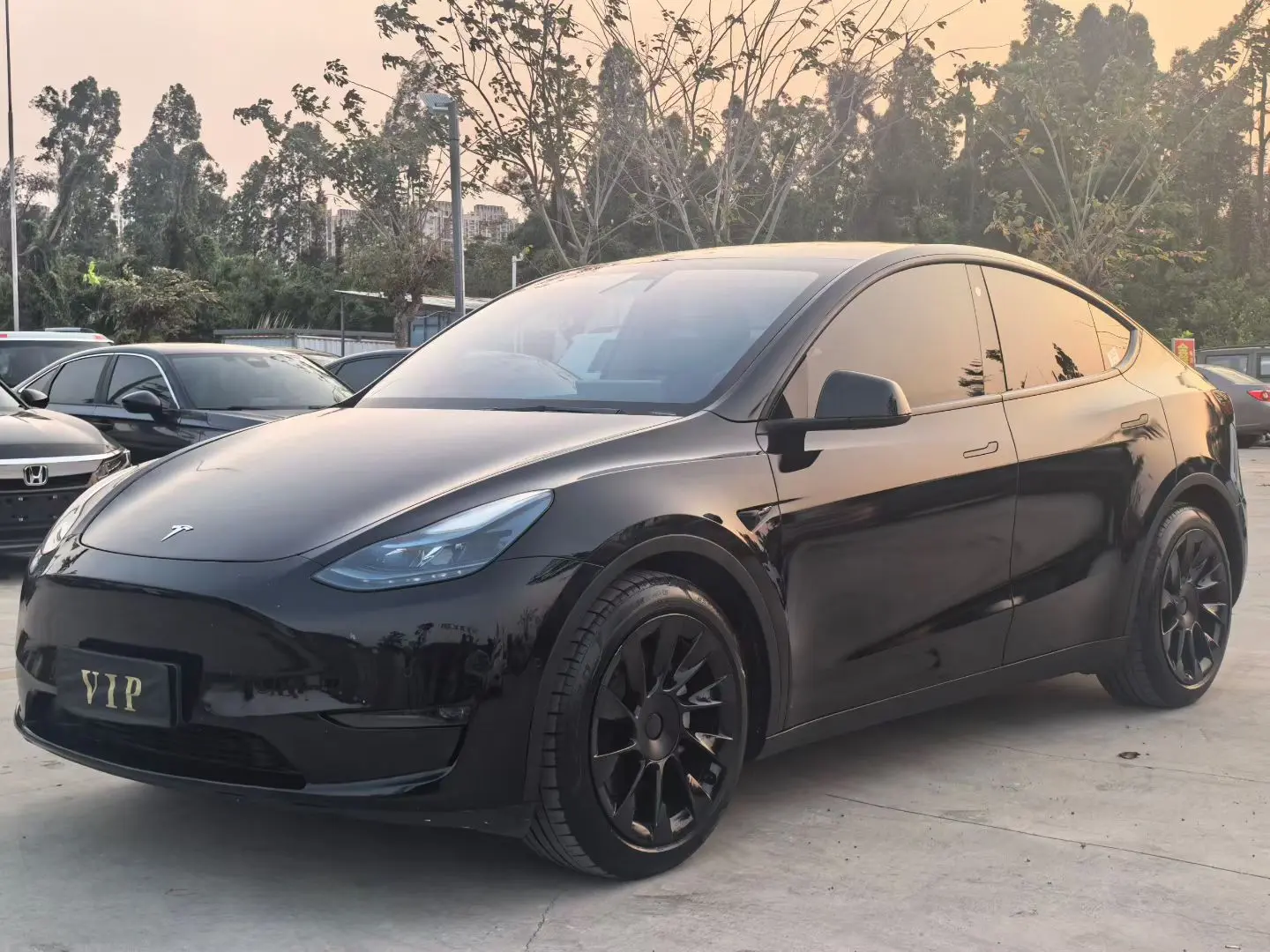 Tesla Model Y  из Китая