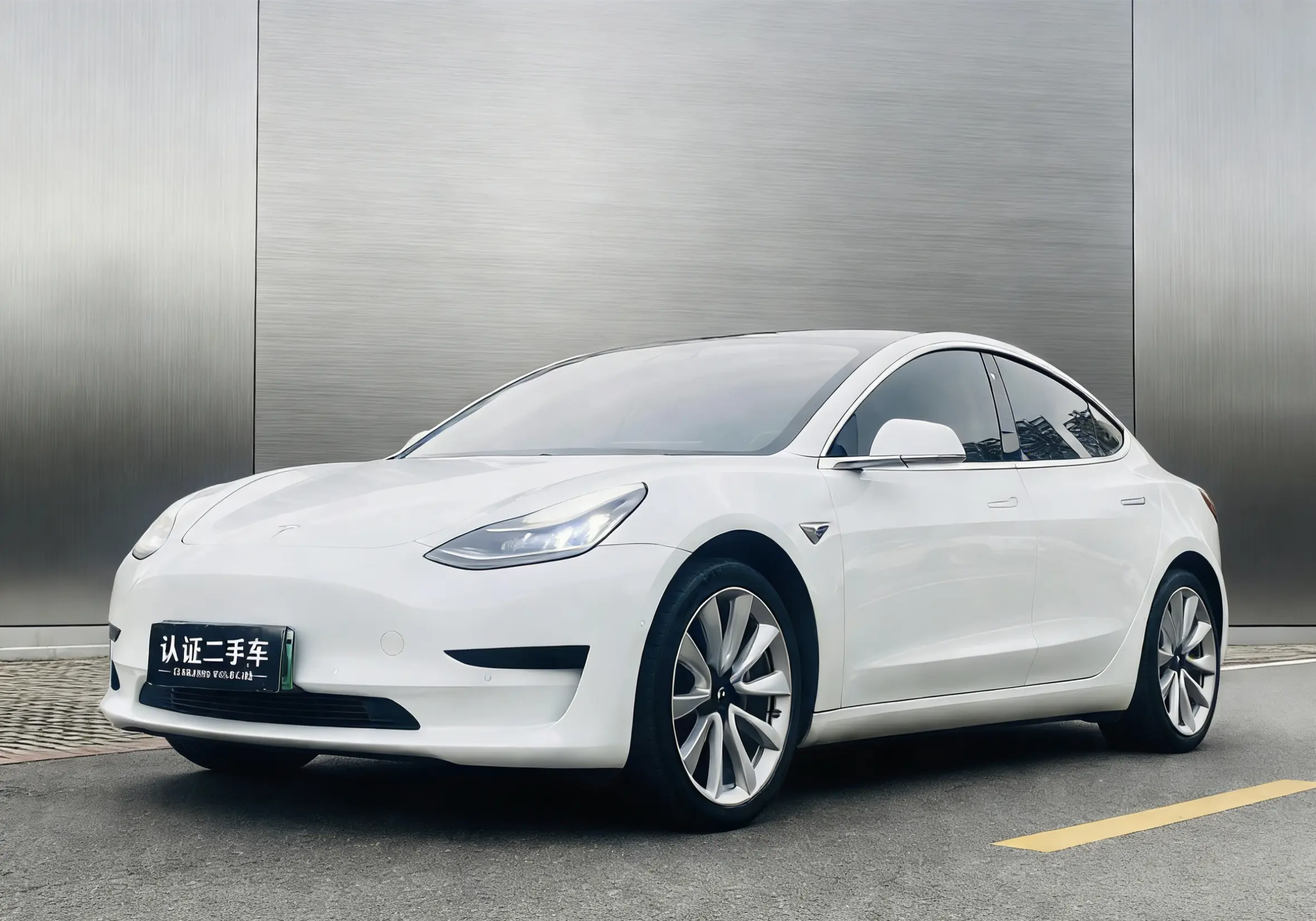 Tesla Model 3  из Китая