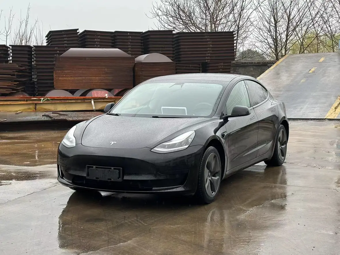 Tesla Model 3  из Китая