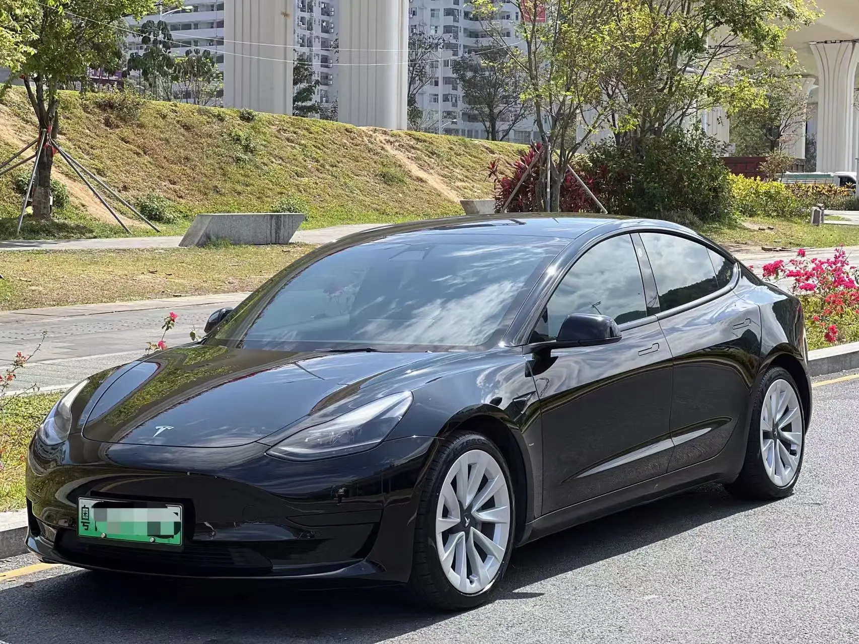 Tesla Model 3  из Китая