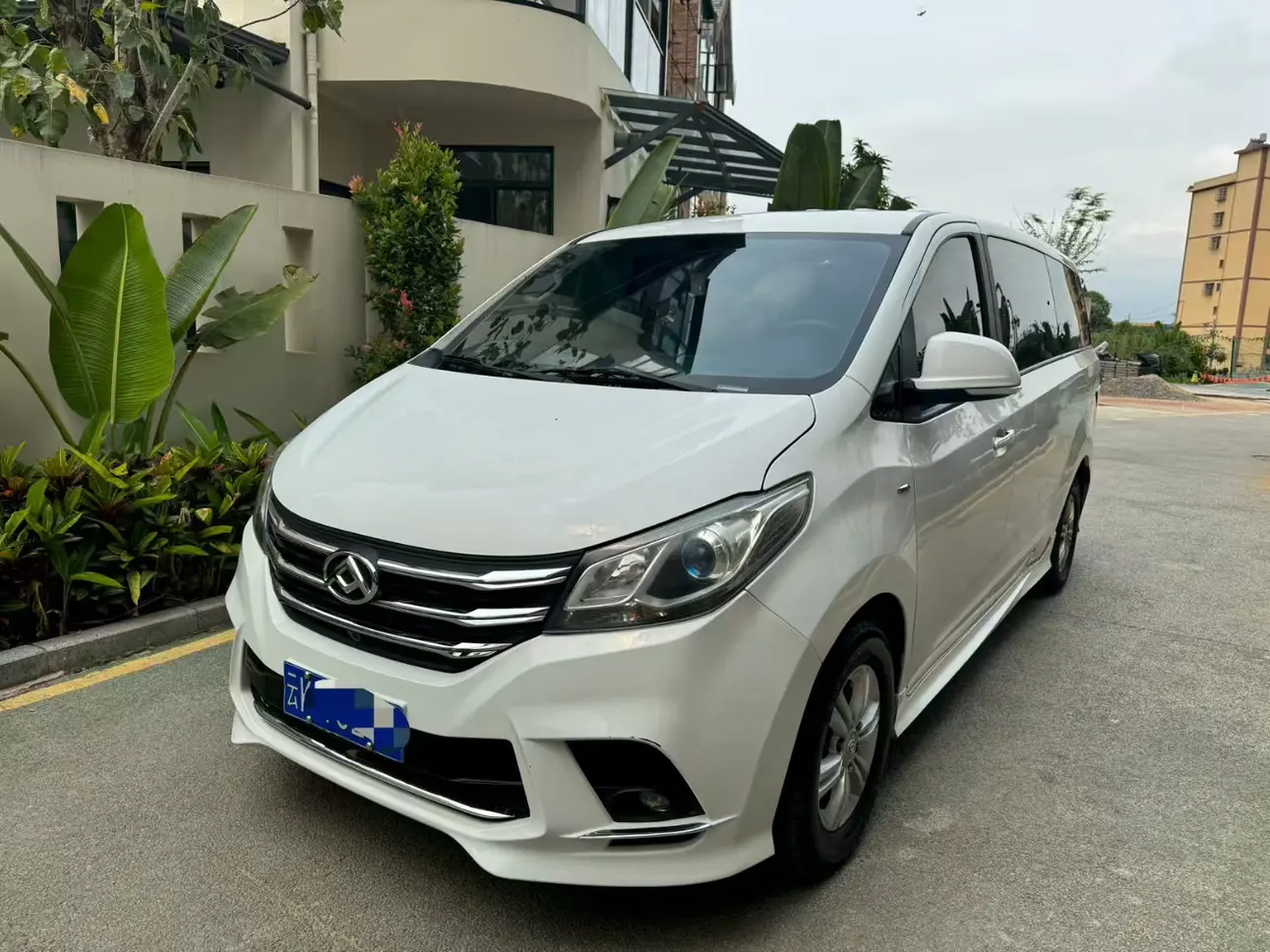 Datong Maxus G10