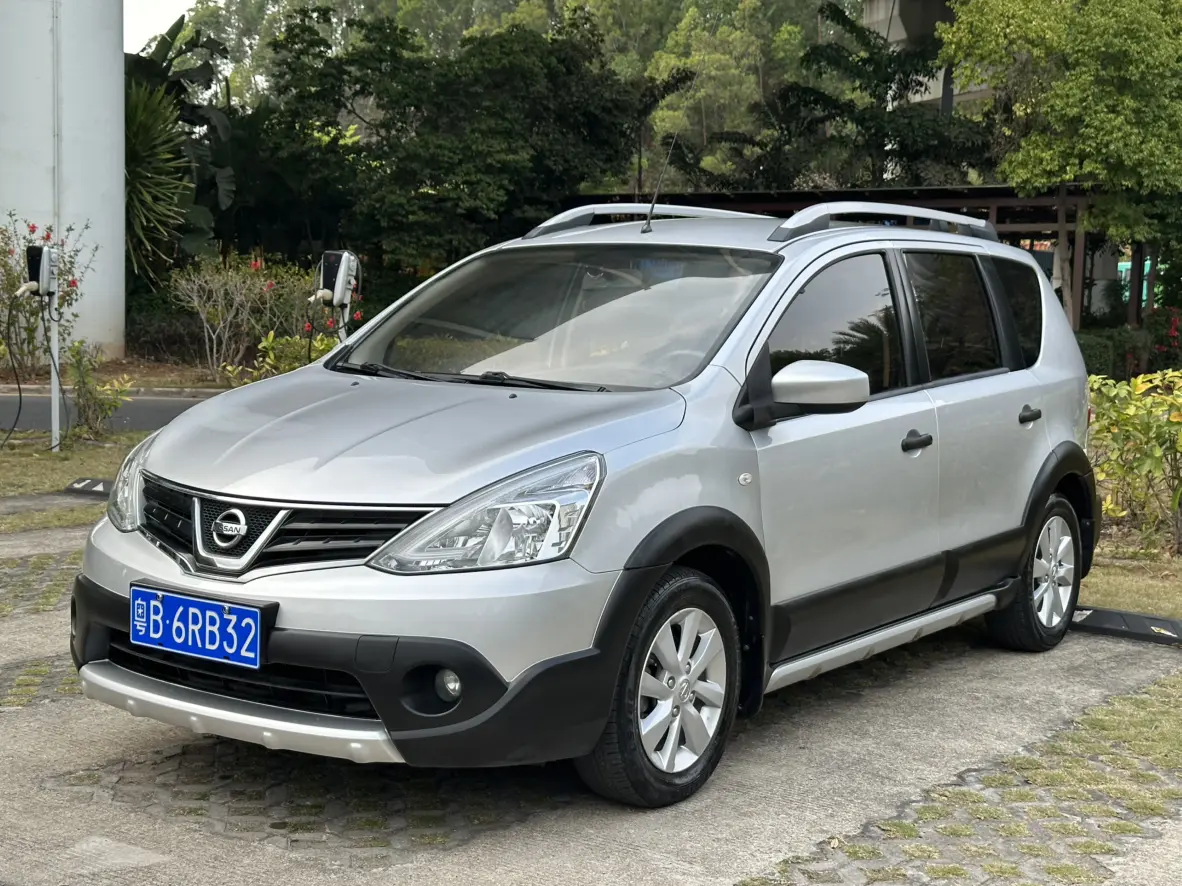 Nissan Li Wei  из Китая