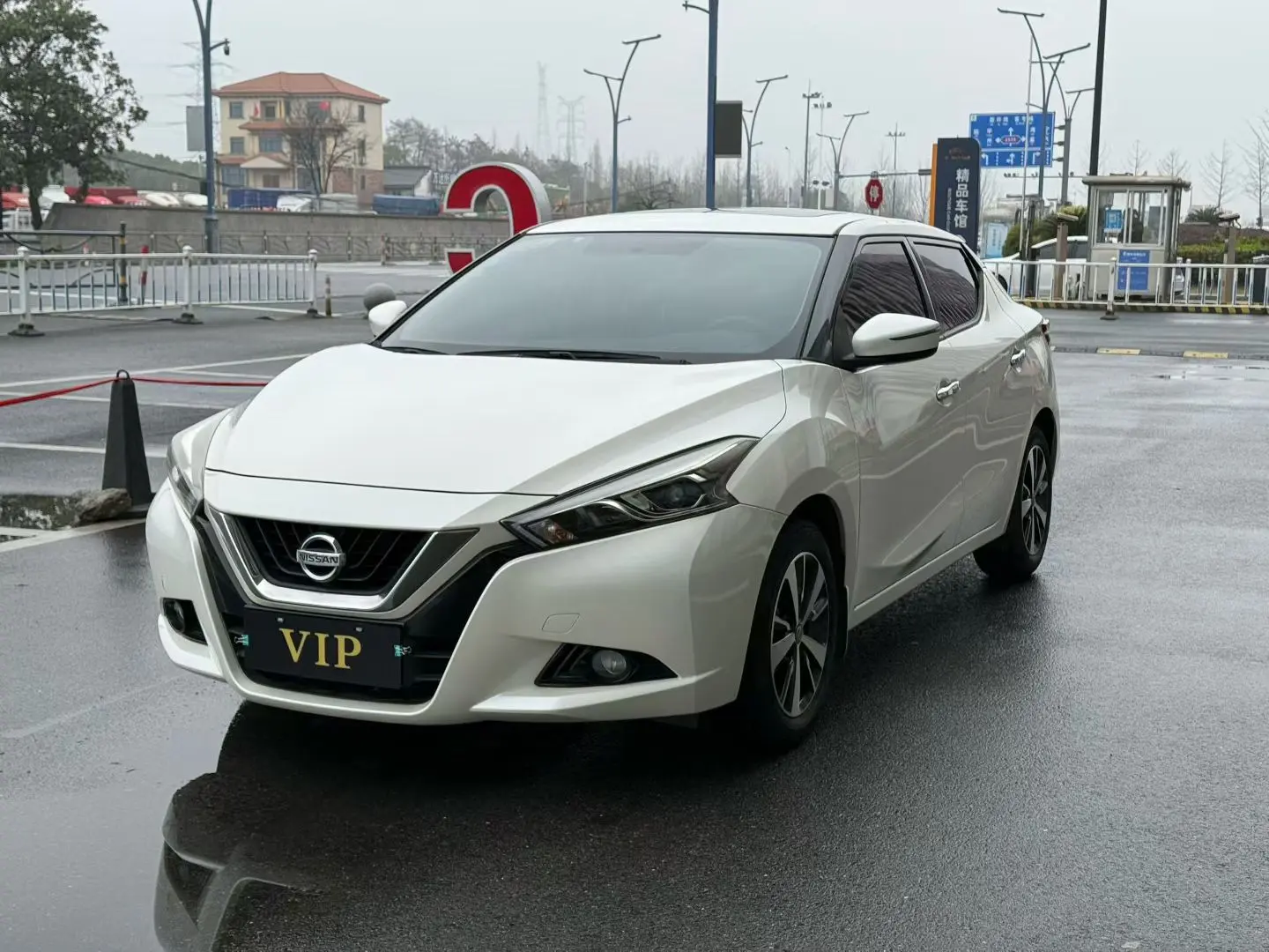 Nissan Bluebird