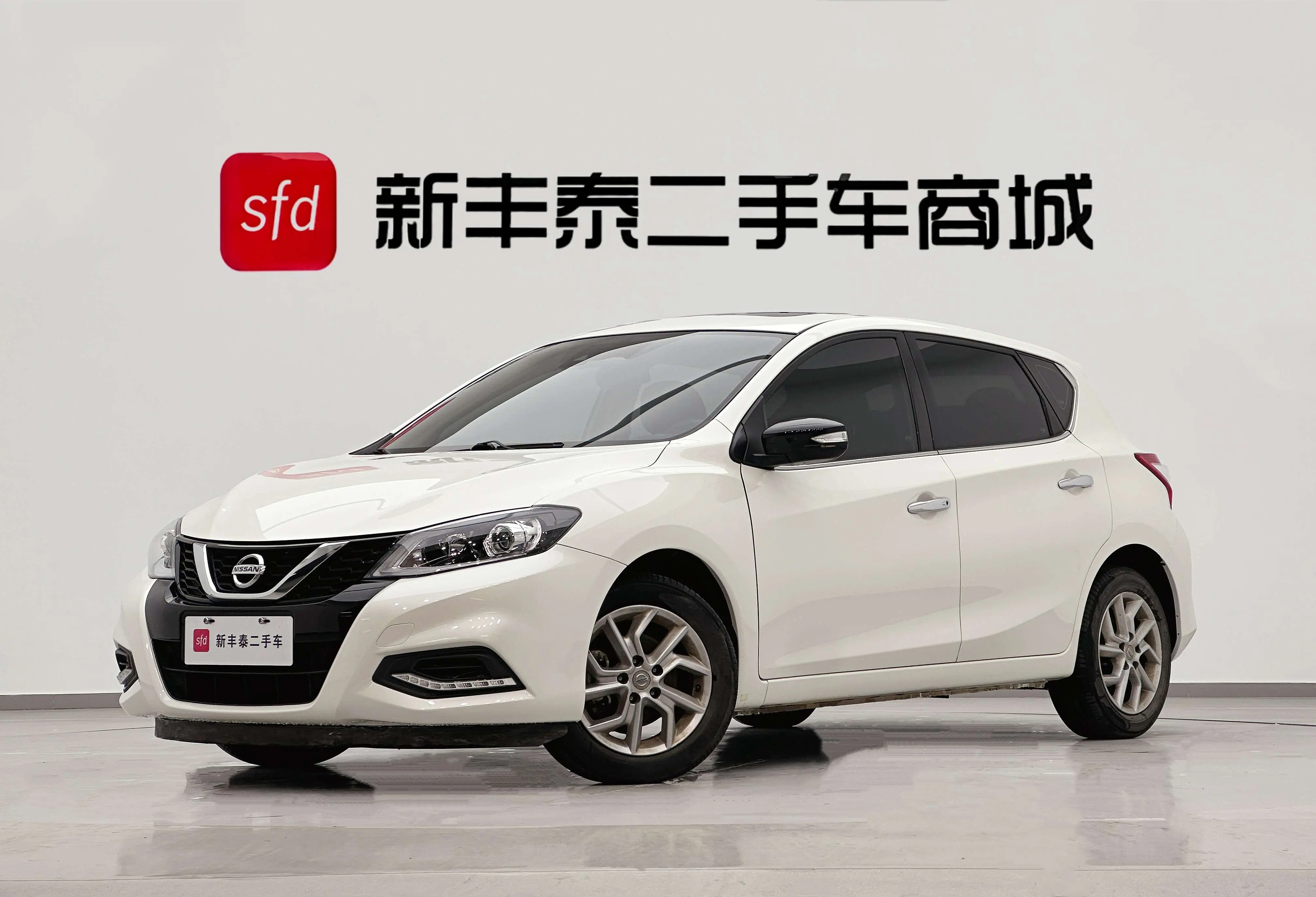 Nissan Tiida  из Китая