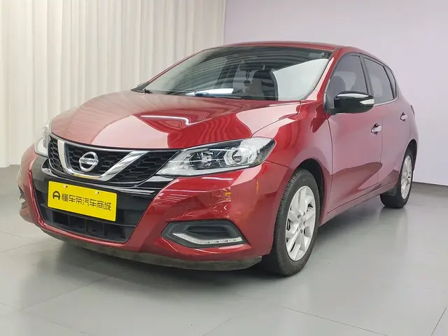 Nissan Tiida  из Китая