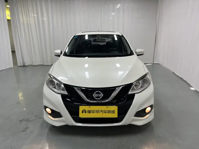 Nissan Tiida  из Китая