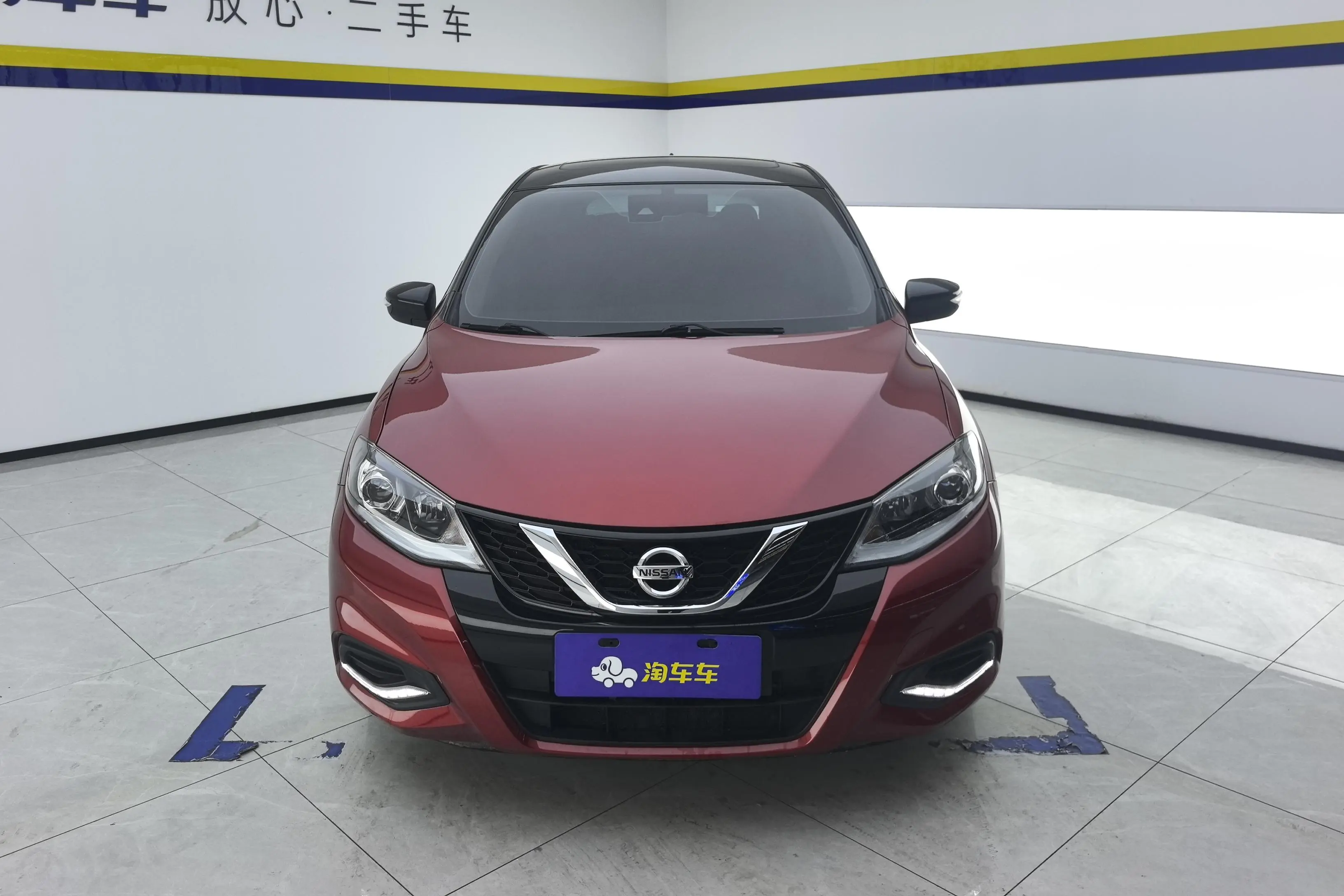 Nissan Tiida  из Китая