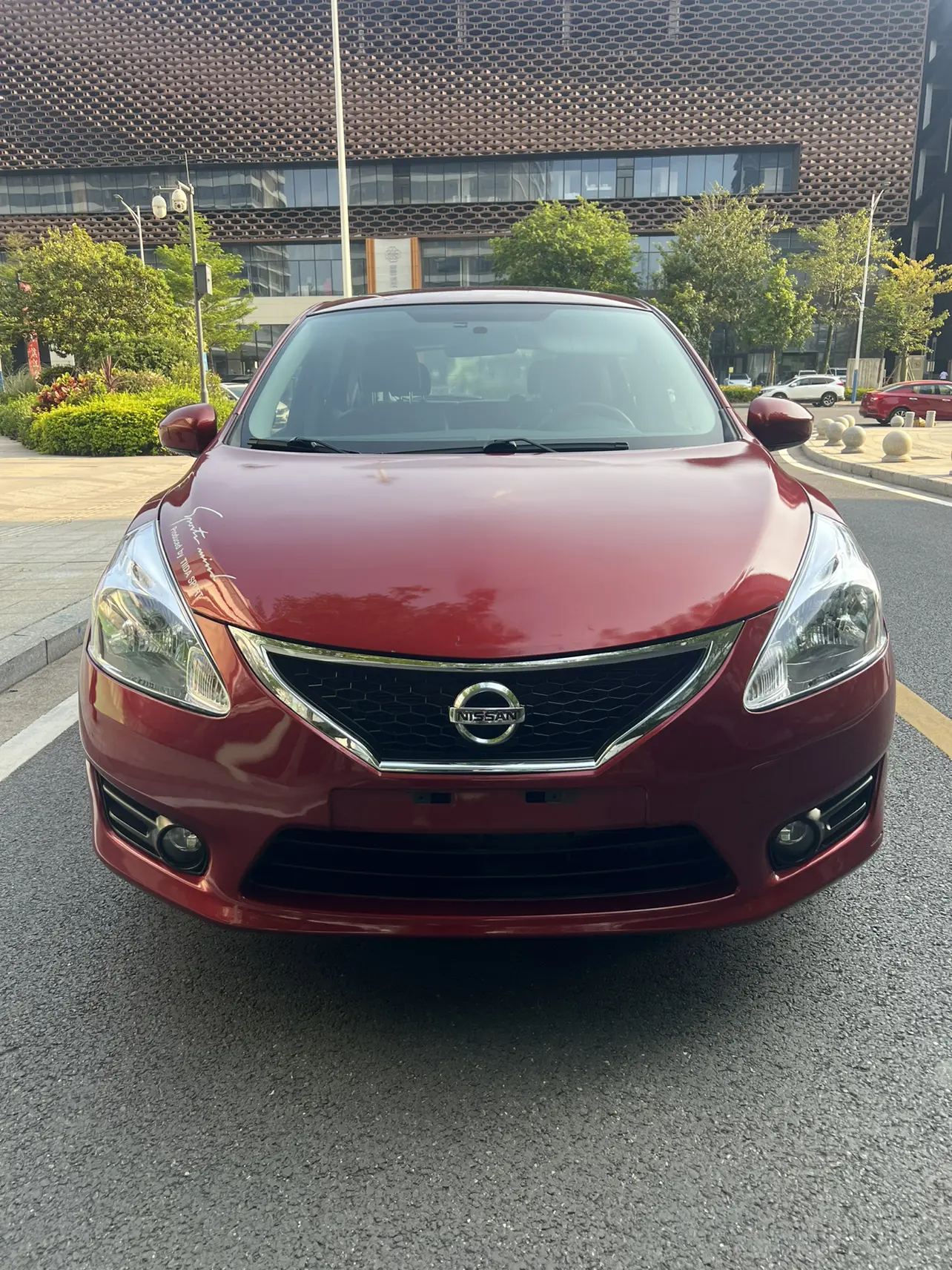 Nissan Tiida  из Китая