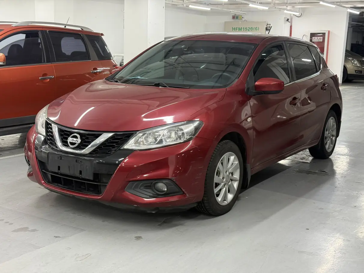 Nissan Tiida  из Китая