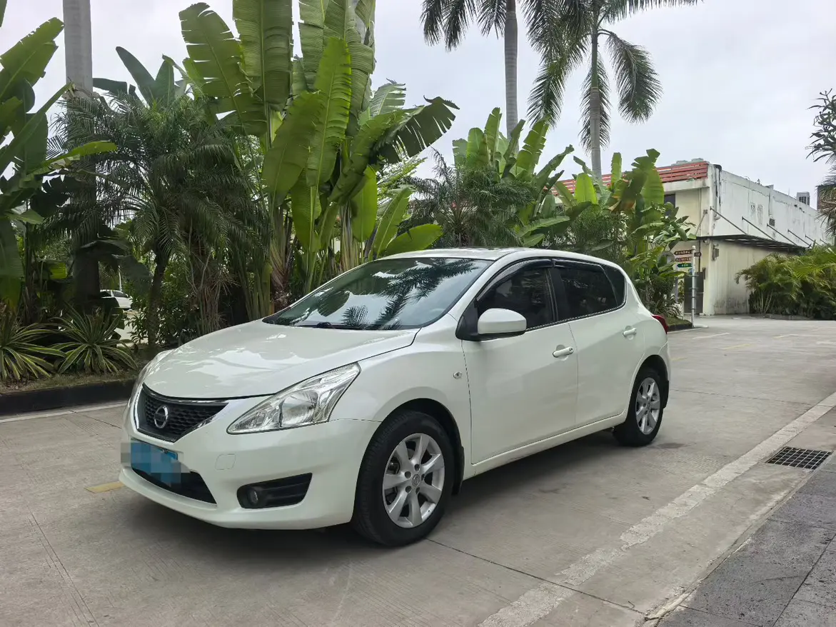 Nissan Tiida  из Китая