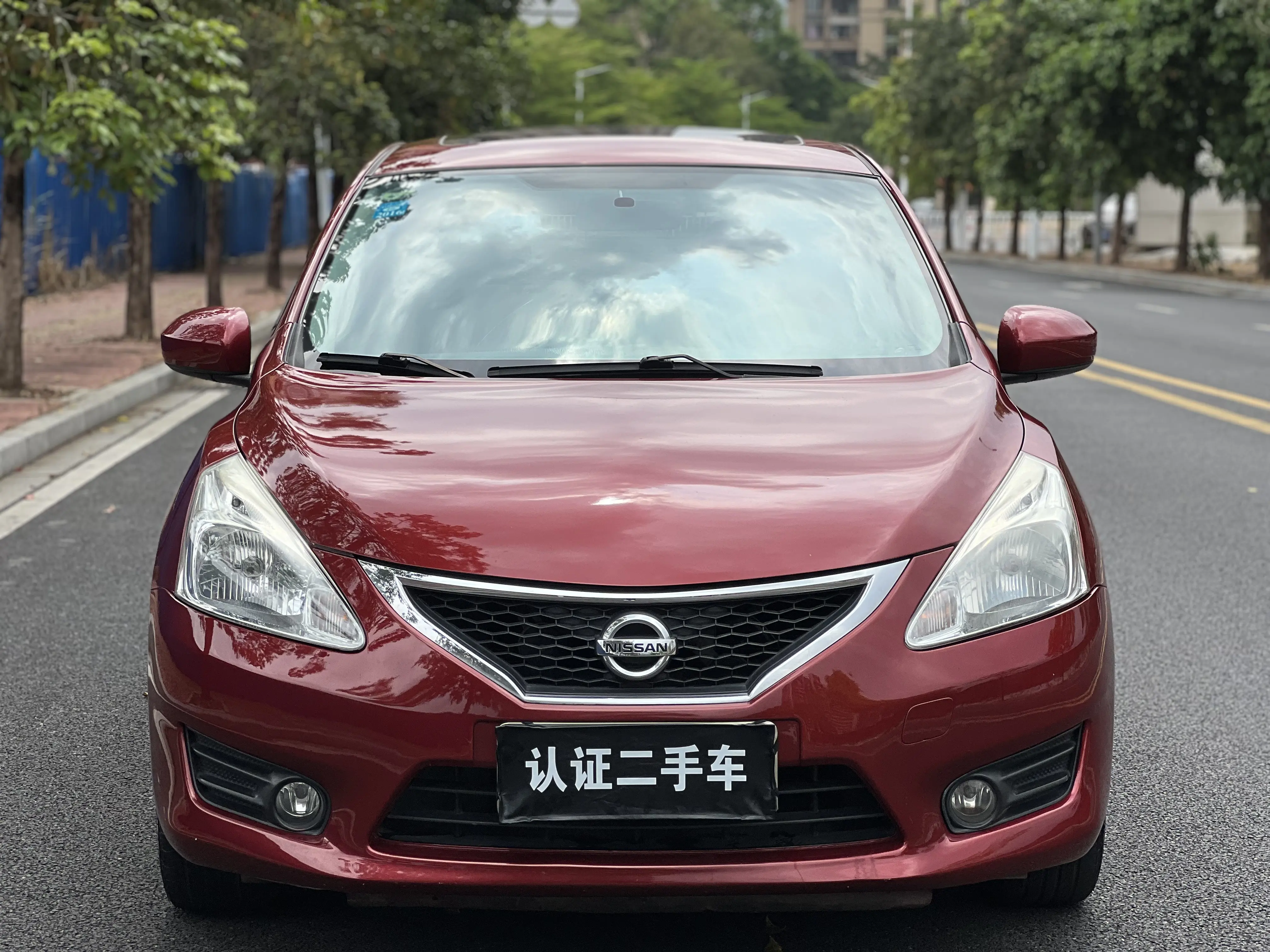 Nissan Tiida  из Китая