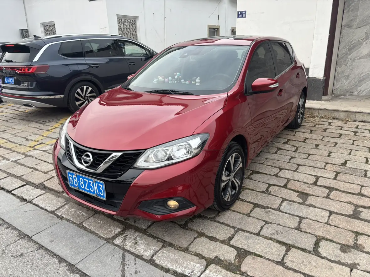 Nissan Tiida  из Китая