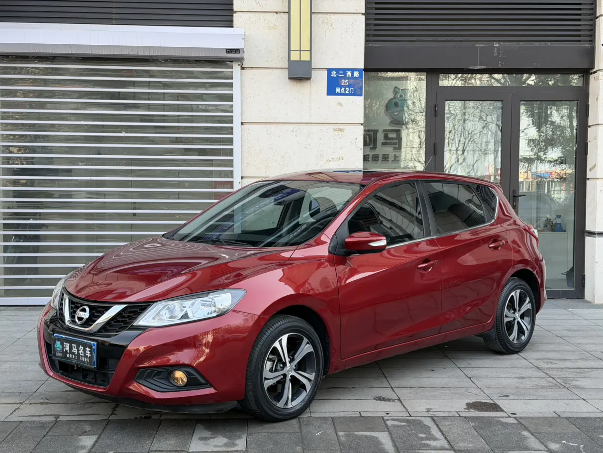 Nissan Tiida  из Китая