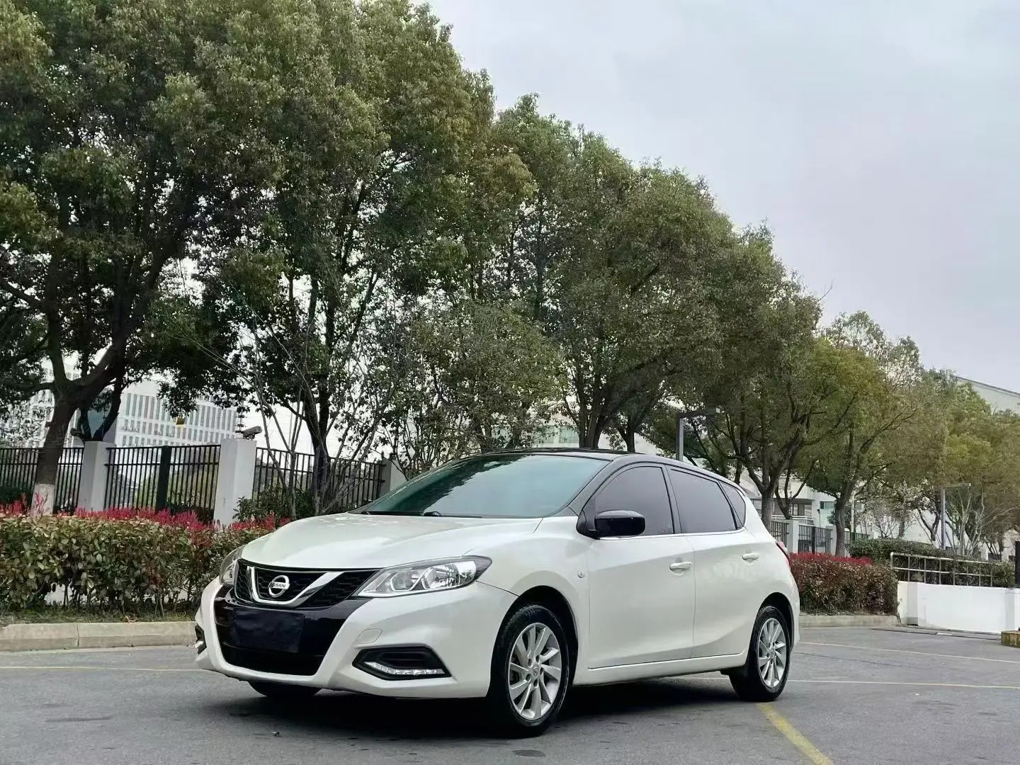 Nissan Tiida  из Китая