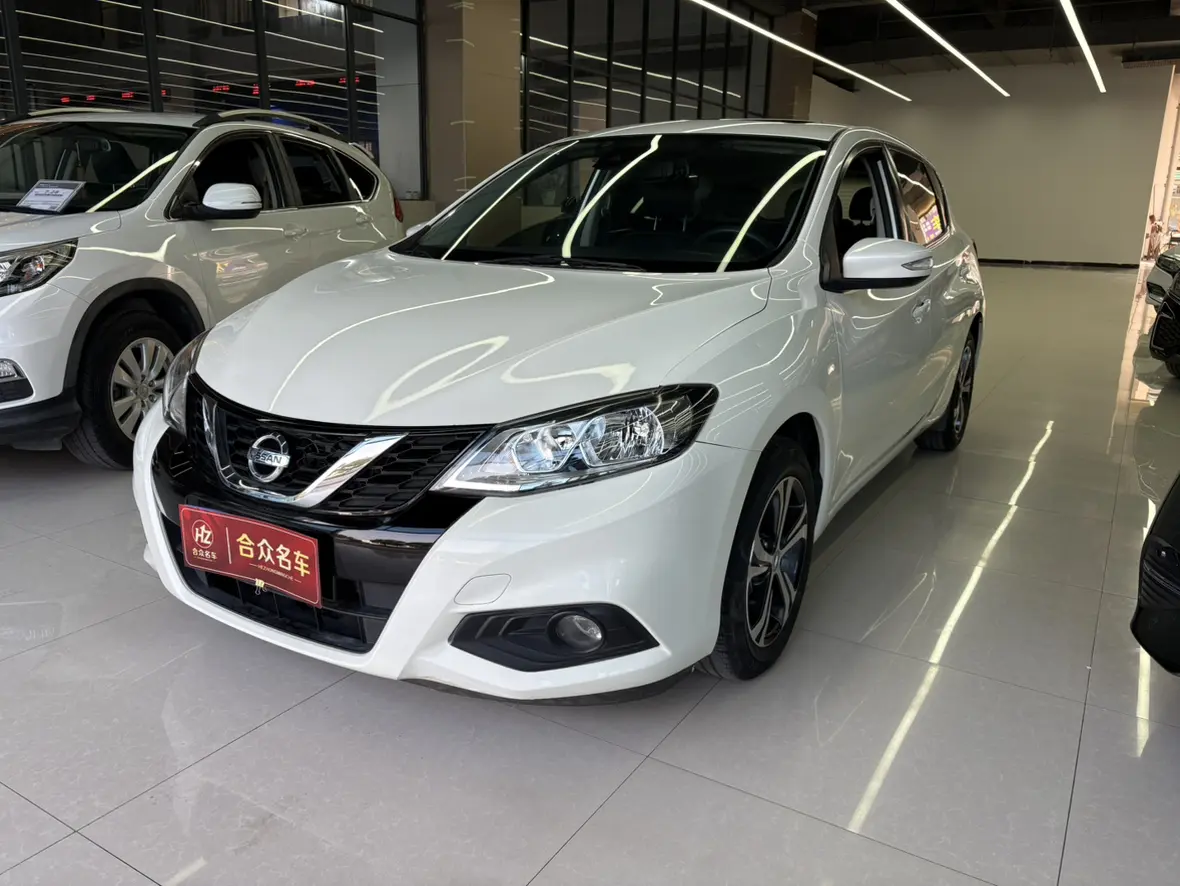 Nissan Tiida  из Китая