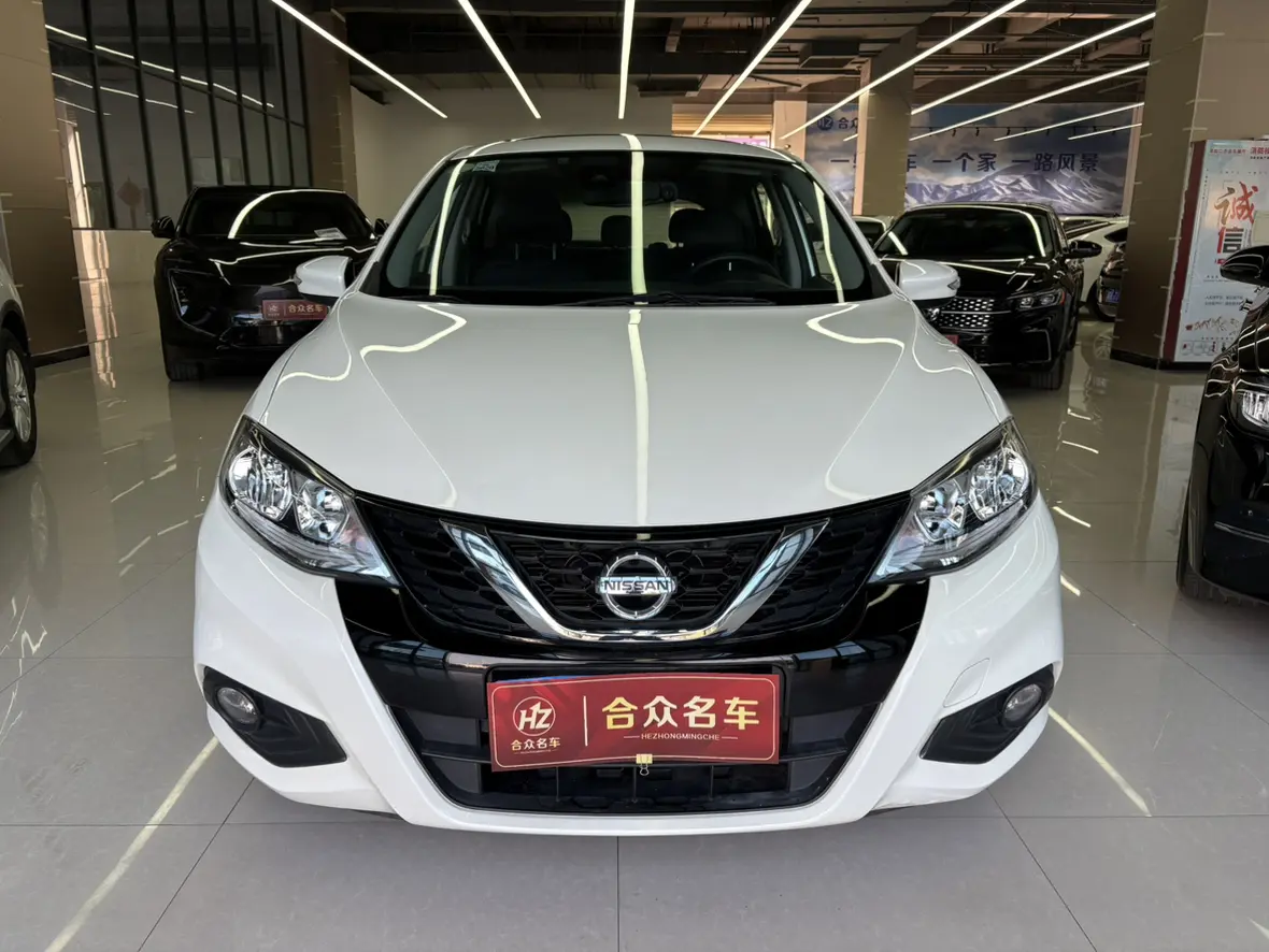 Nissan Tiida  из Китая