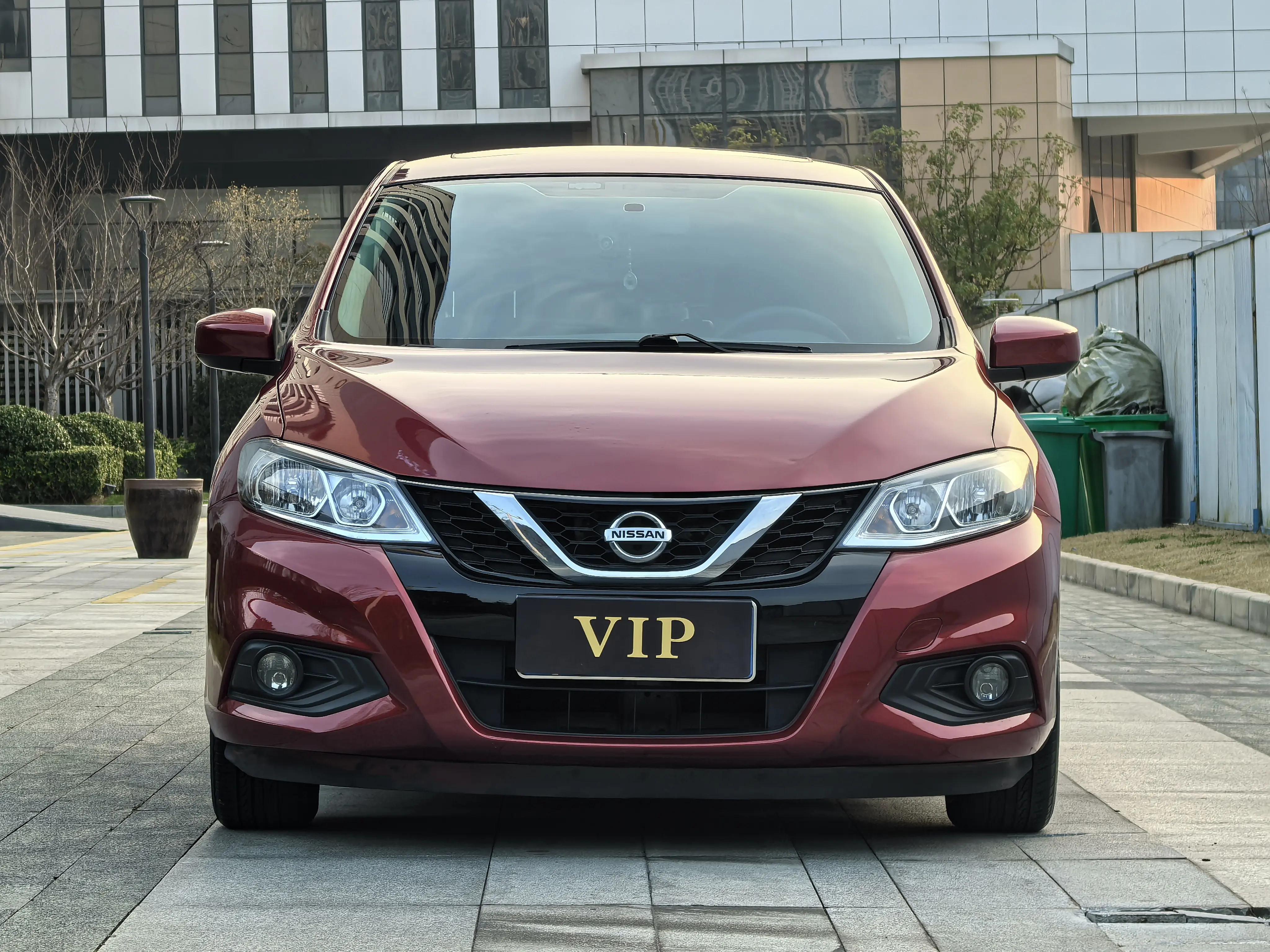 Nissan Tiida  из Китая