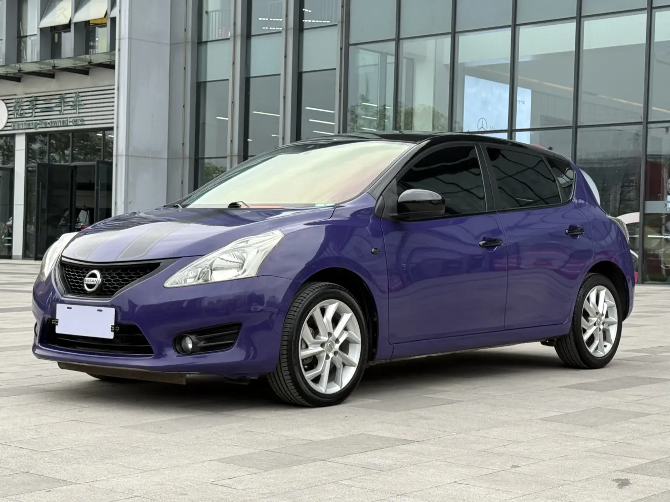 Nissan Tiida  из Китая