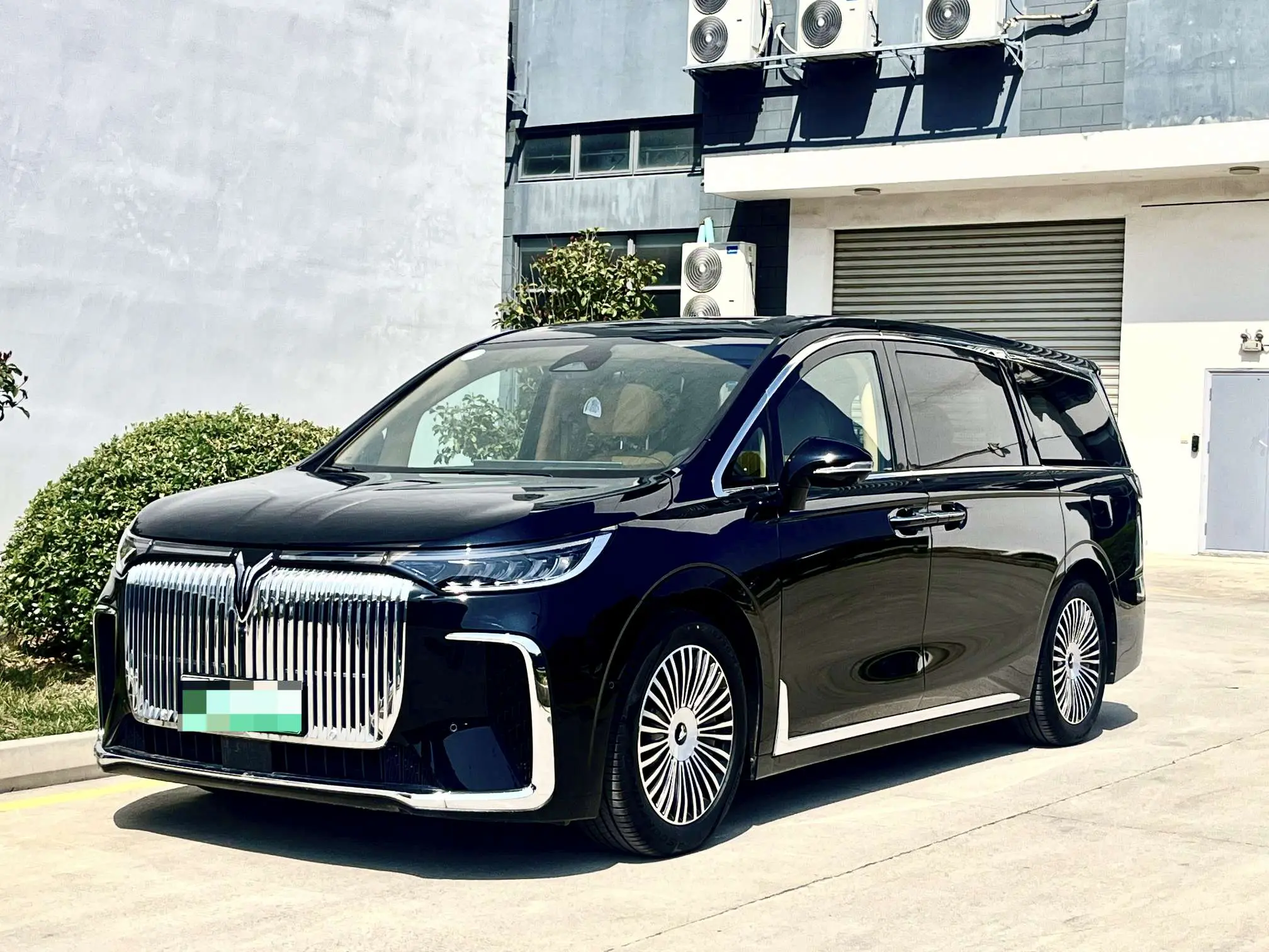 Voyah Lantu Dreamer PHEV