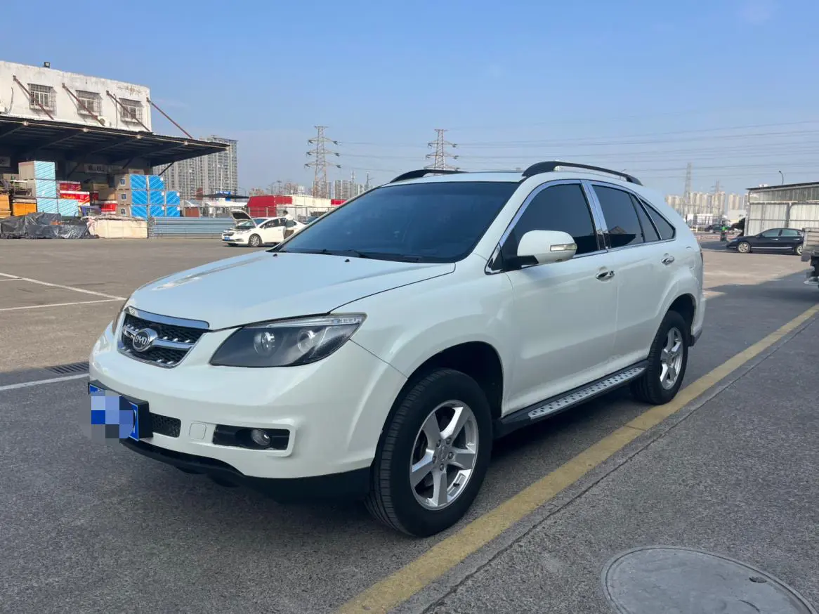 BYD S6