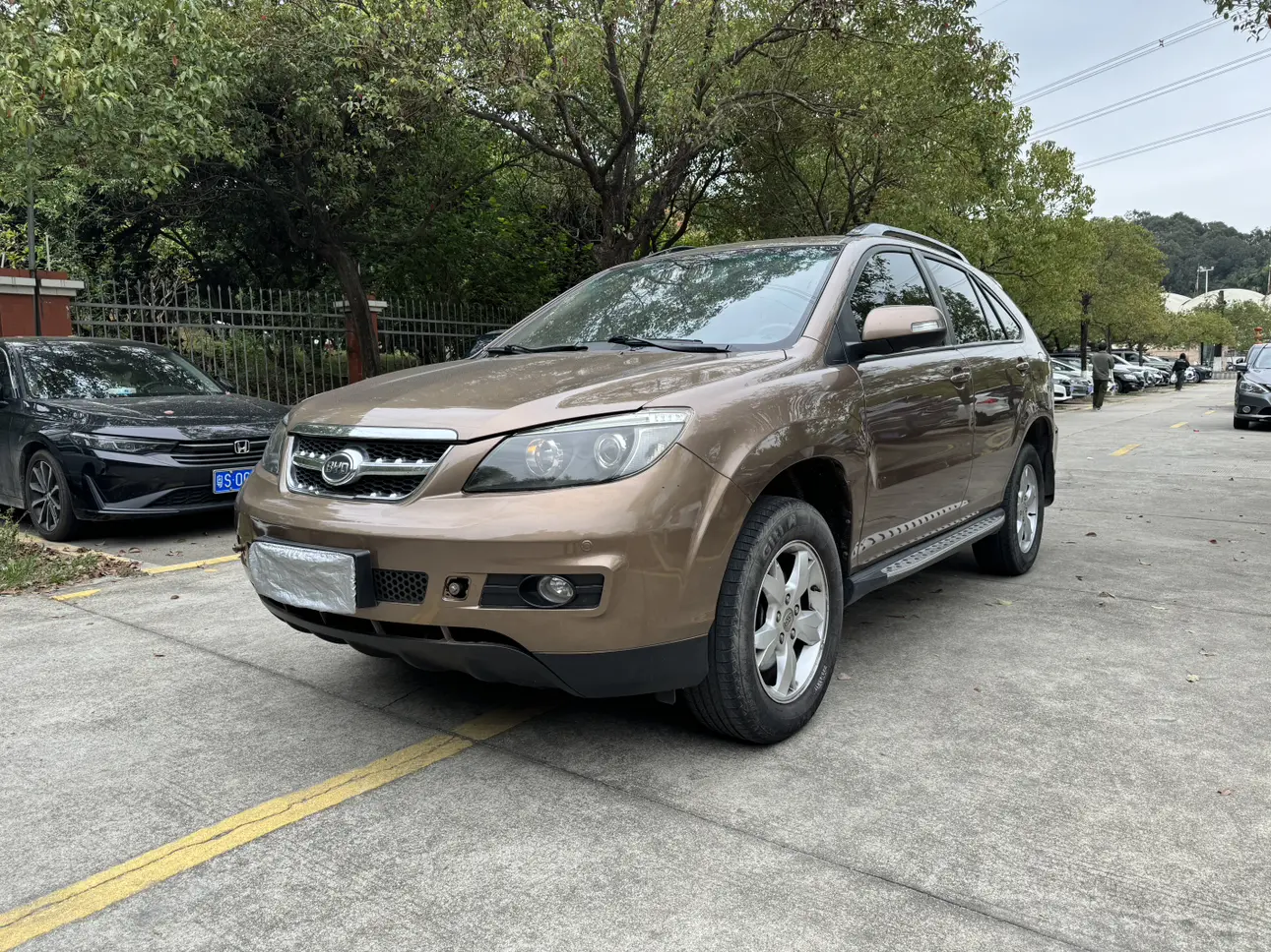 BYD S6