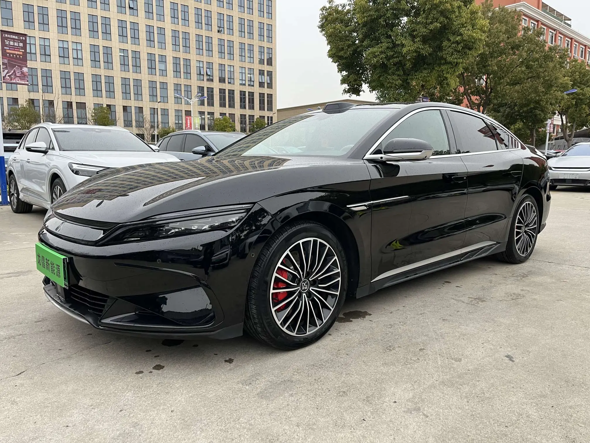BYD Han EV