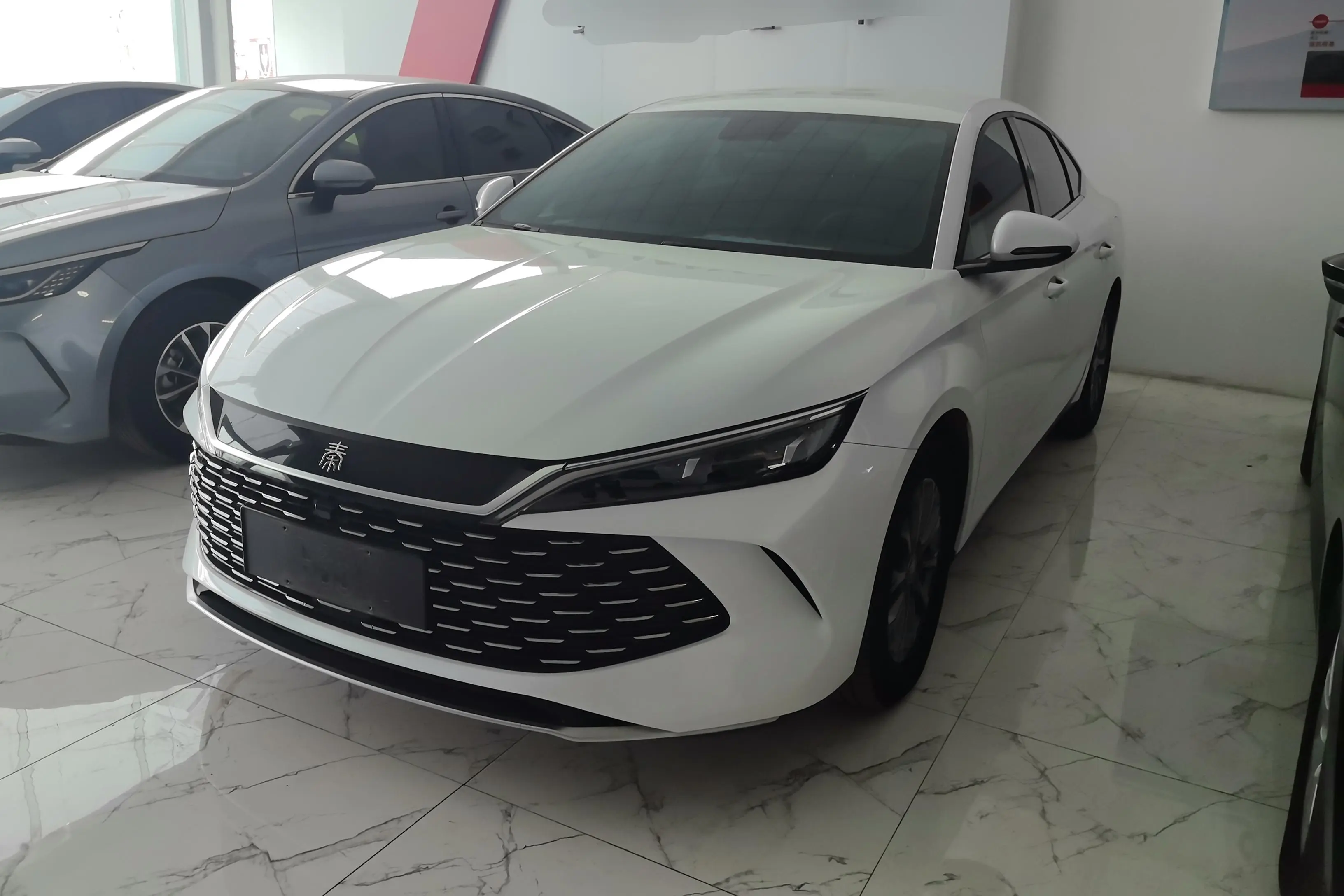 BYD Qin L DM