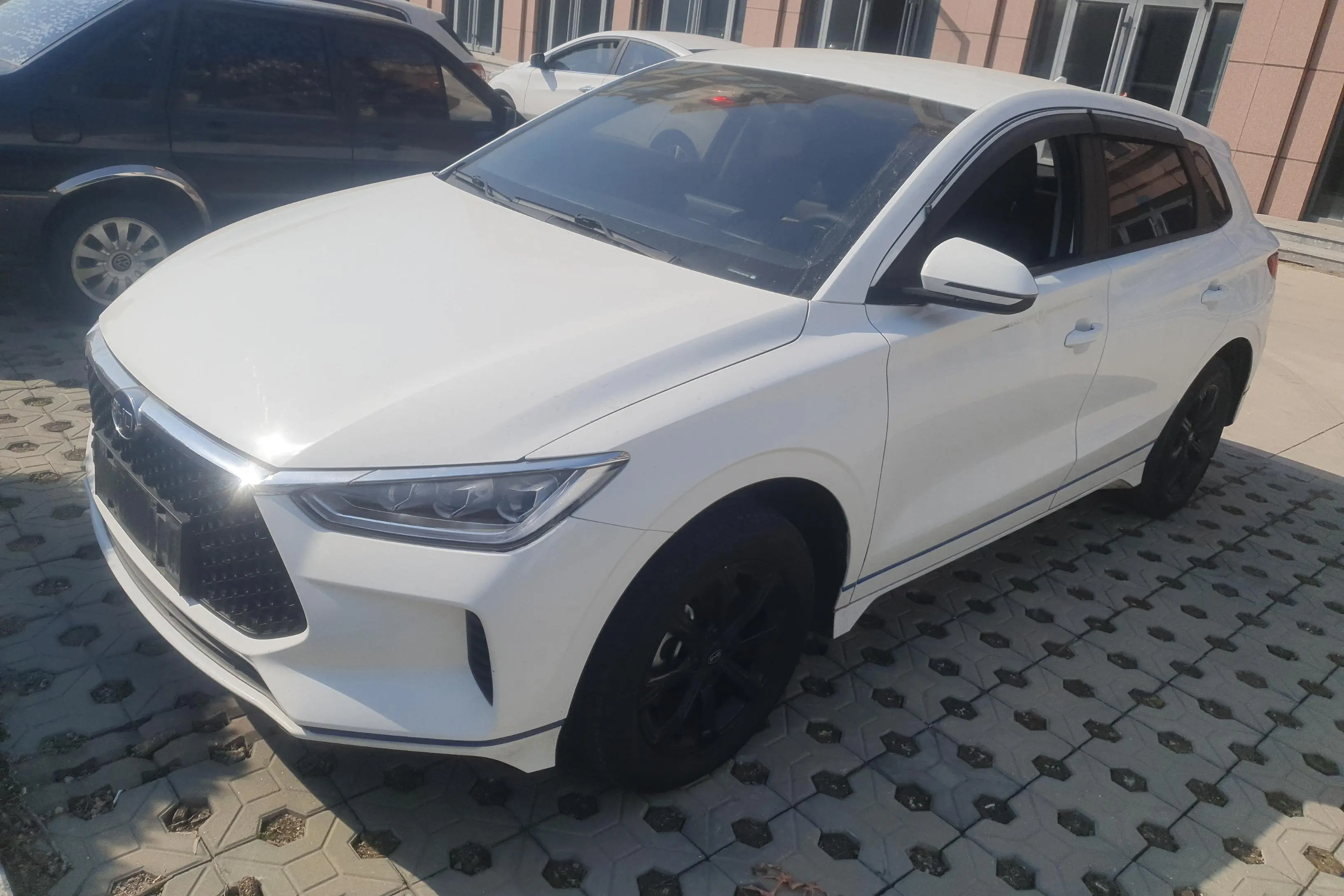 BYD e2  из Китая