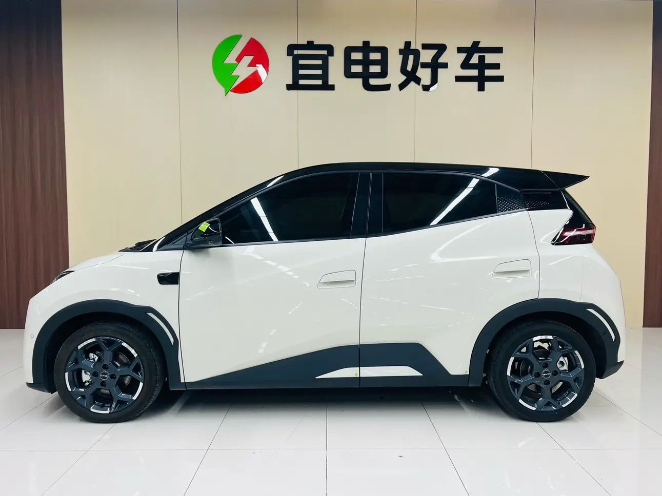 BYD Seagull  из Китая