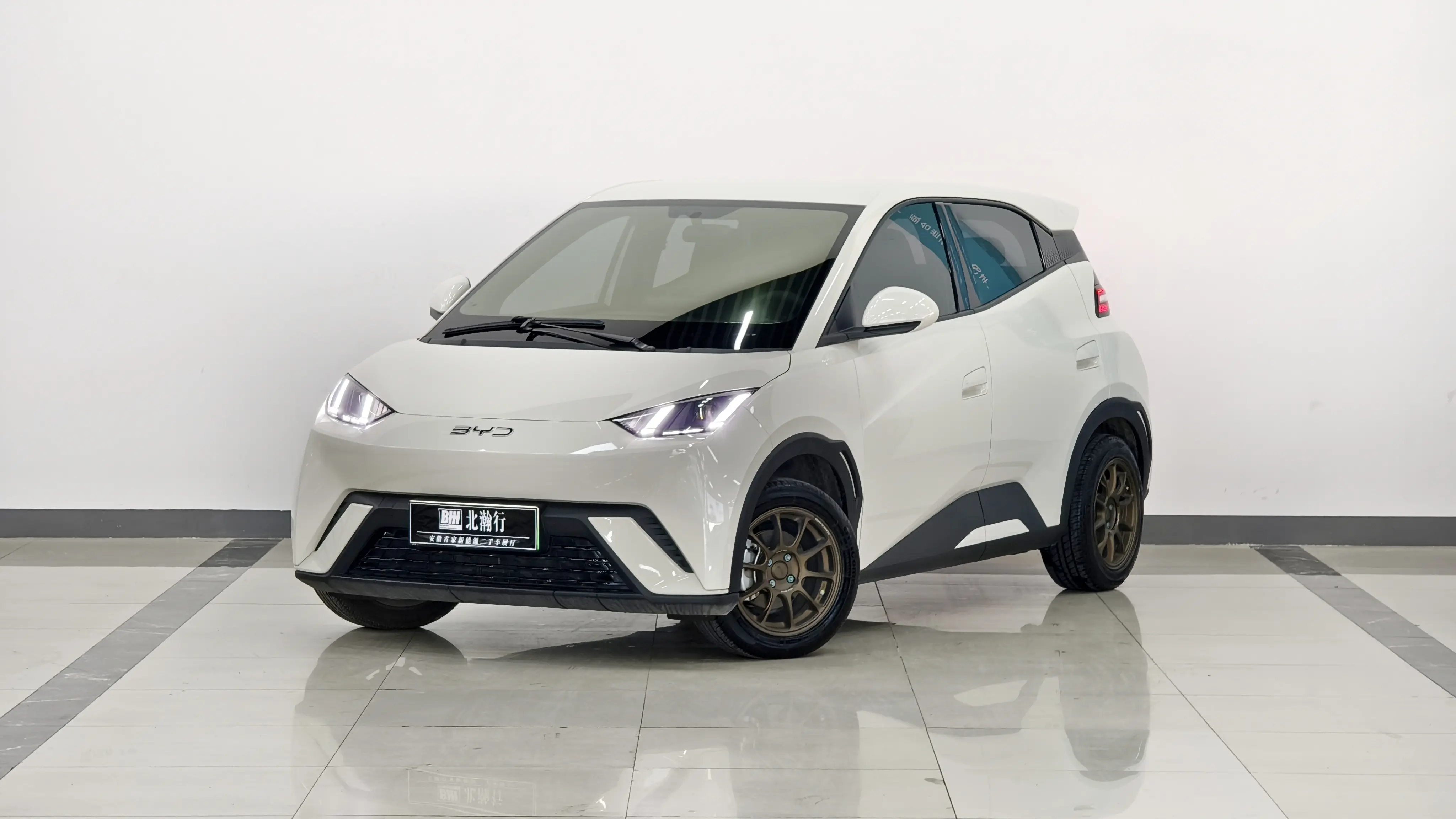 BYD Seagull  из Китая