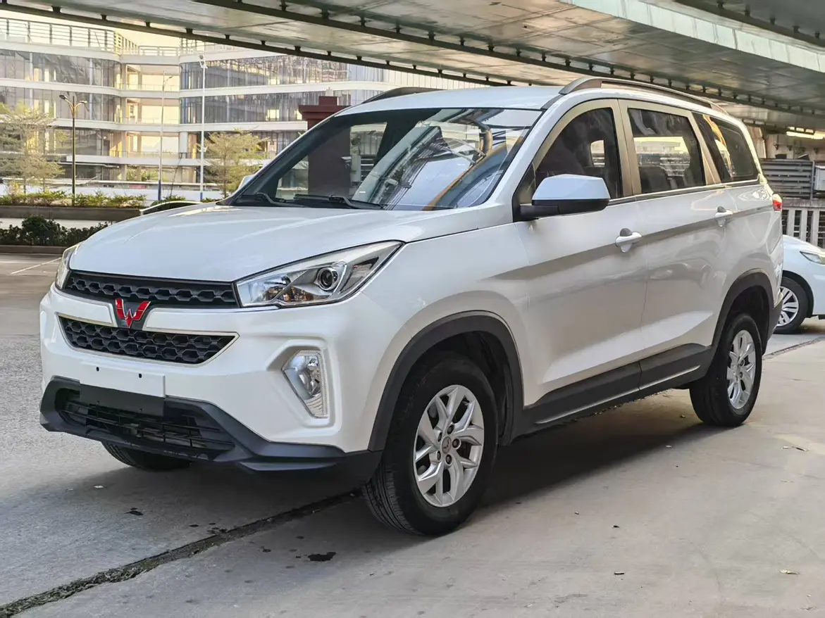 Wuling Hongguang S3