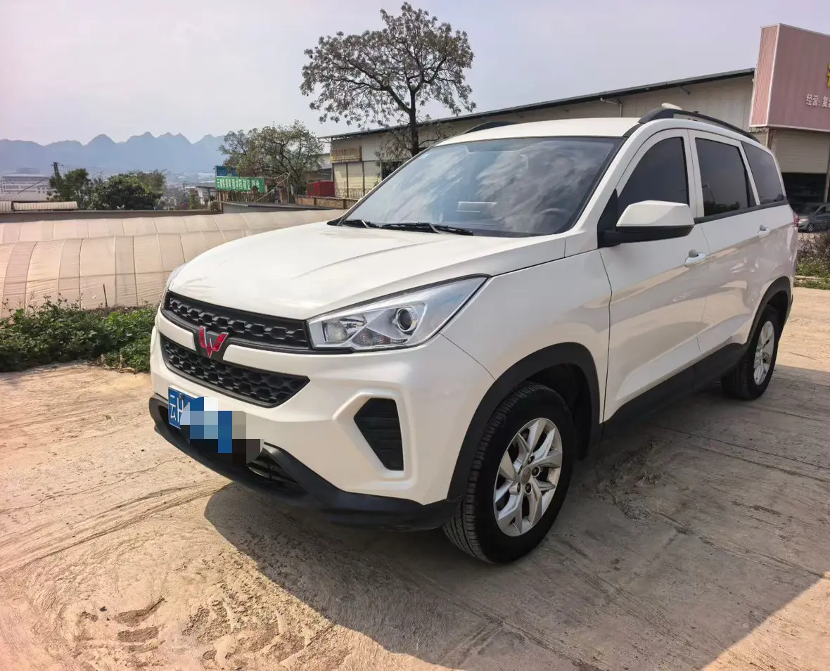 Wuling Hongguang S3