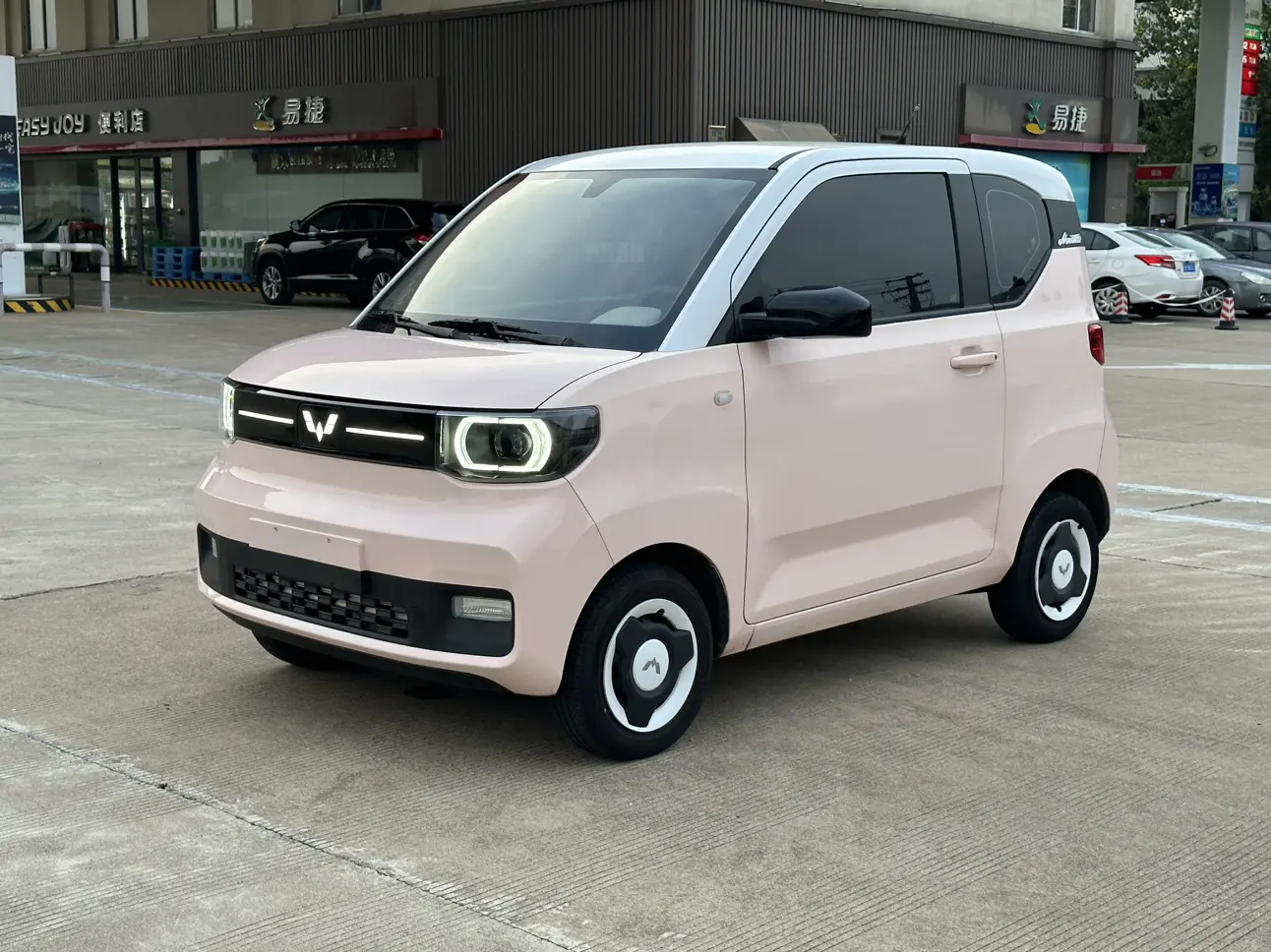 Wuling Hongguang MINIEV  из Китая