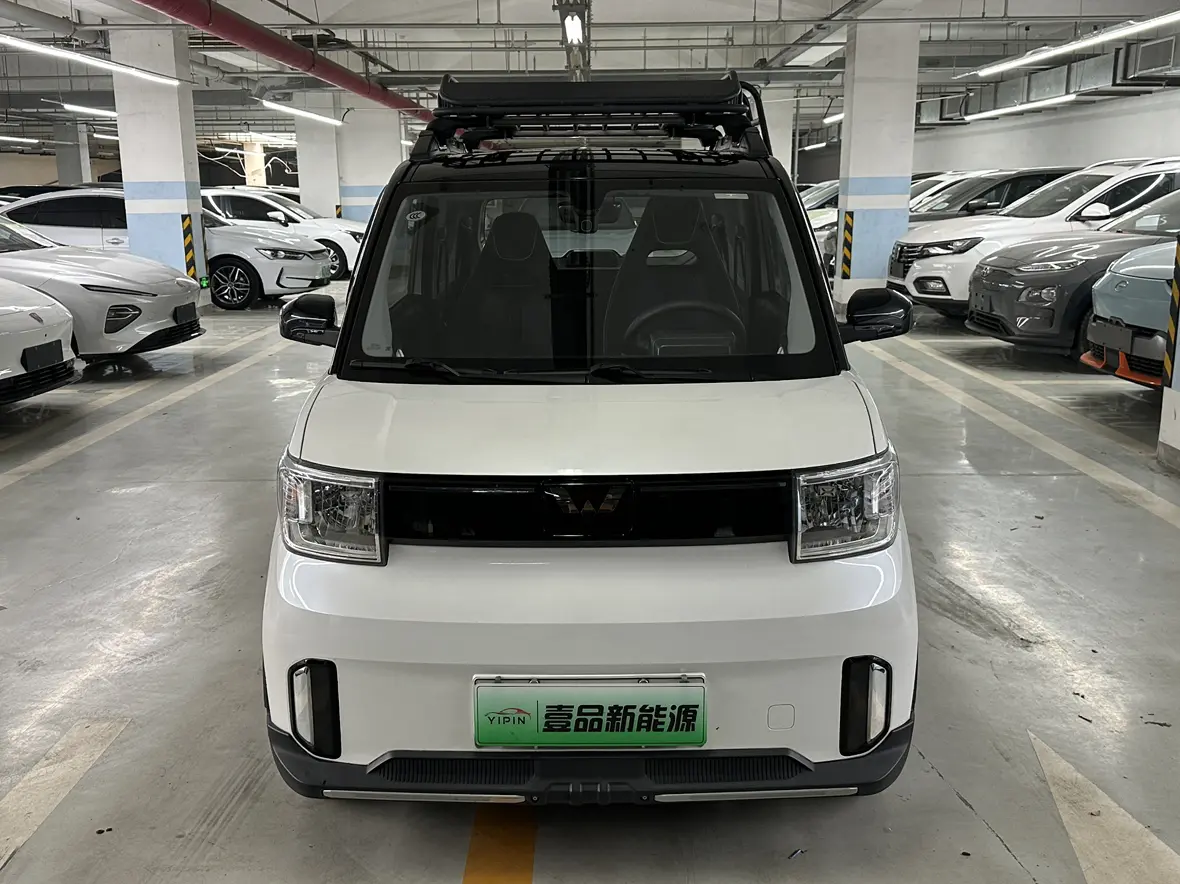 Wuling Hongguang MINIEV  из Китая