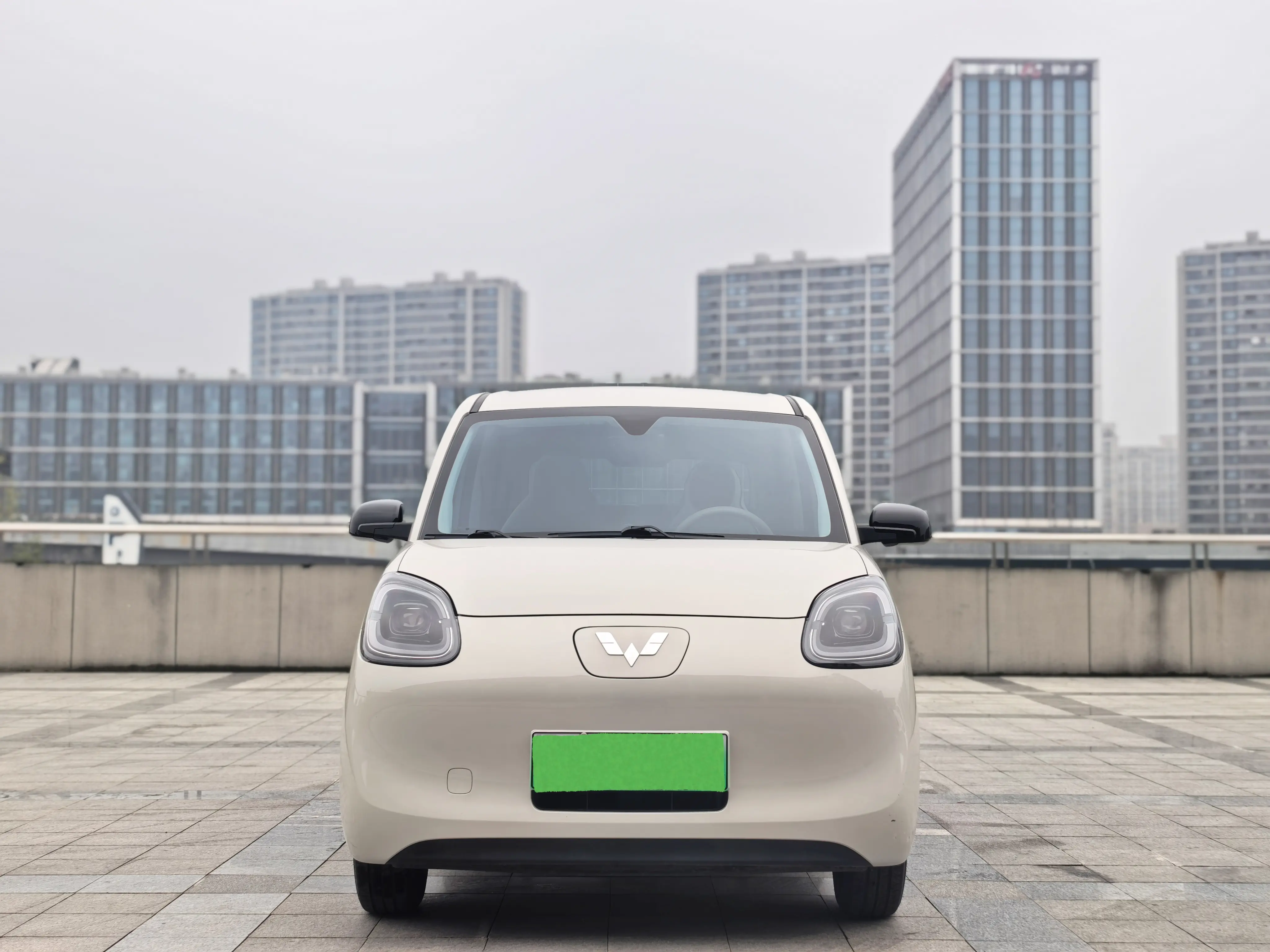 Wuling Hongguang MINIEV  из Китая