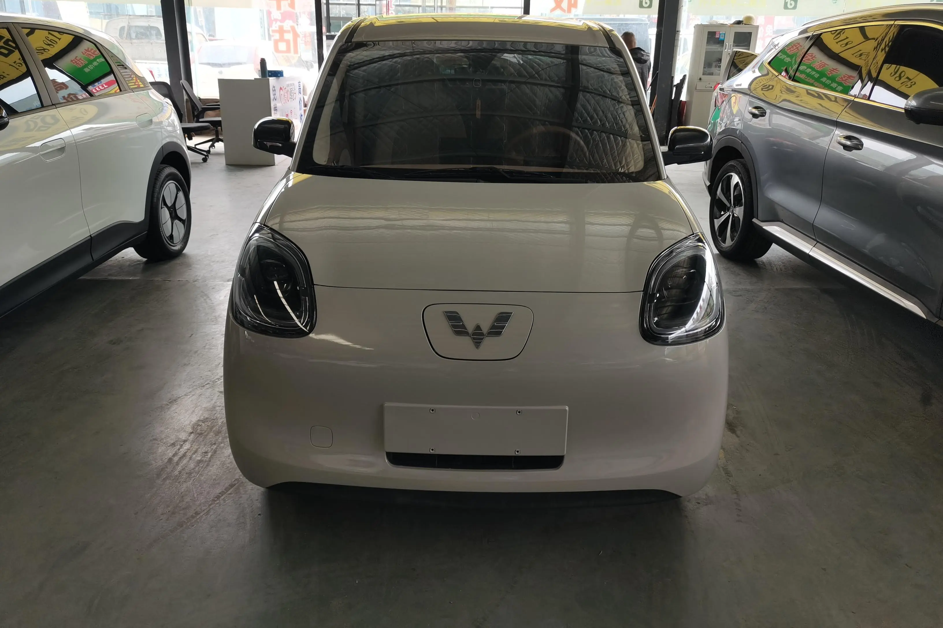 Wuling Hongguang MINIEV  из Китая