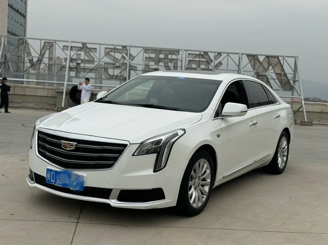 Cadillac XTS