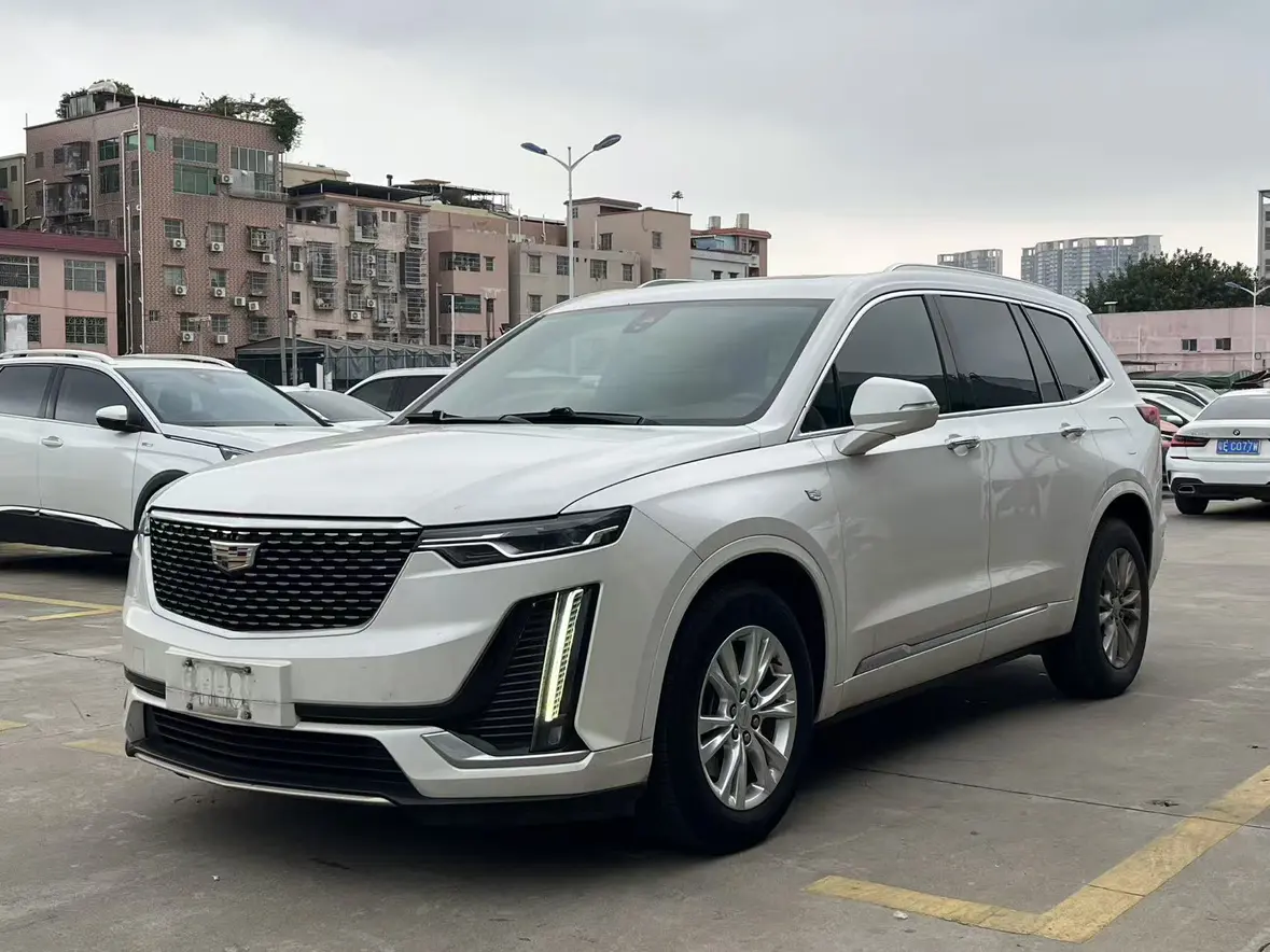 Cadillac XT6