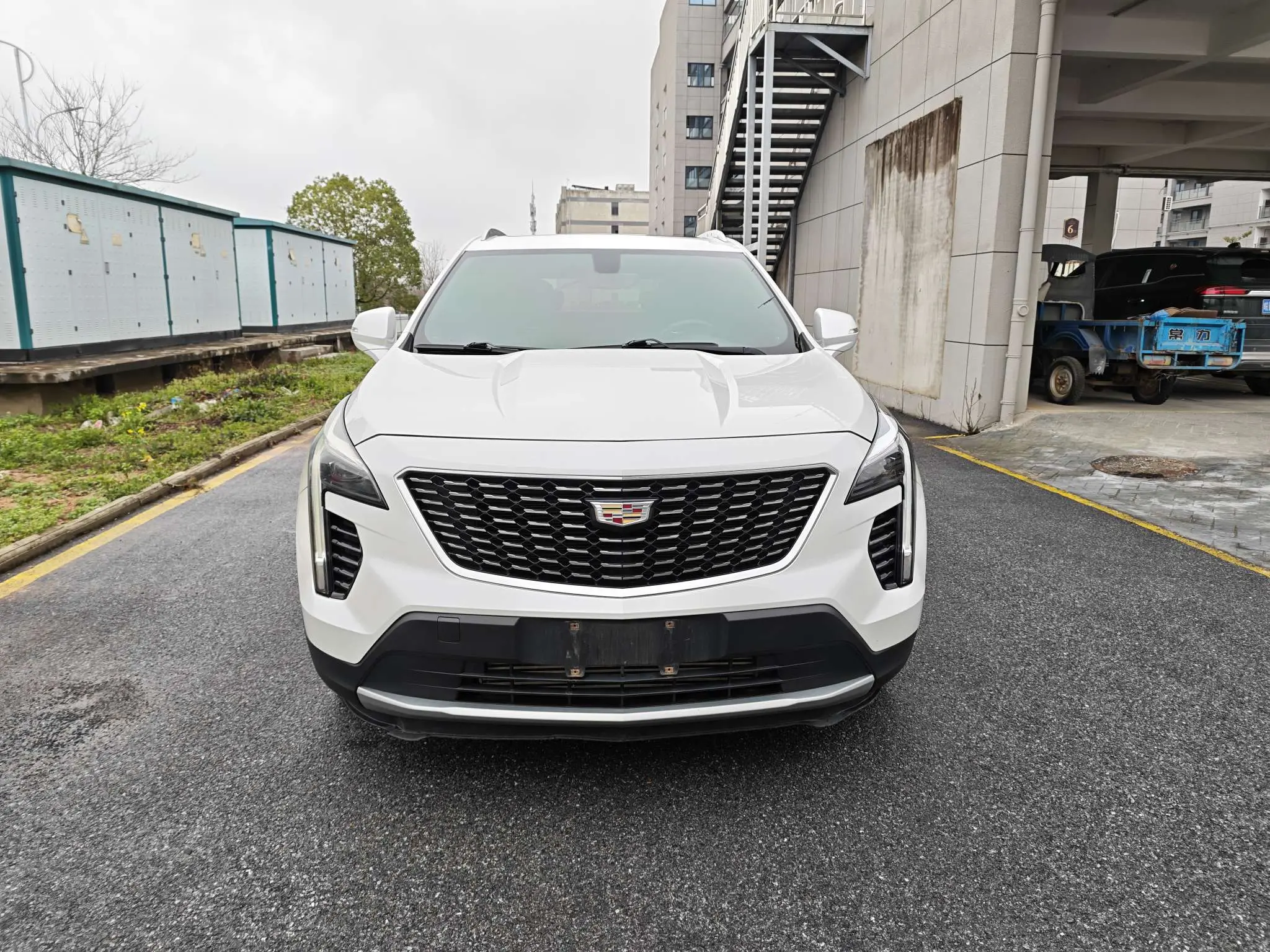 Cadillac XT4  из Китая